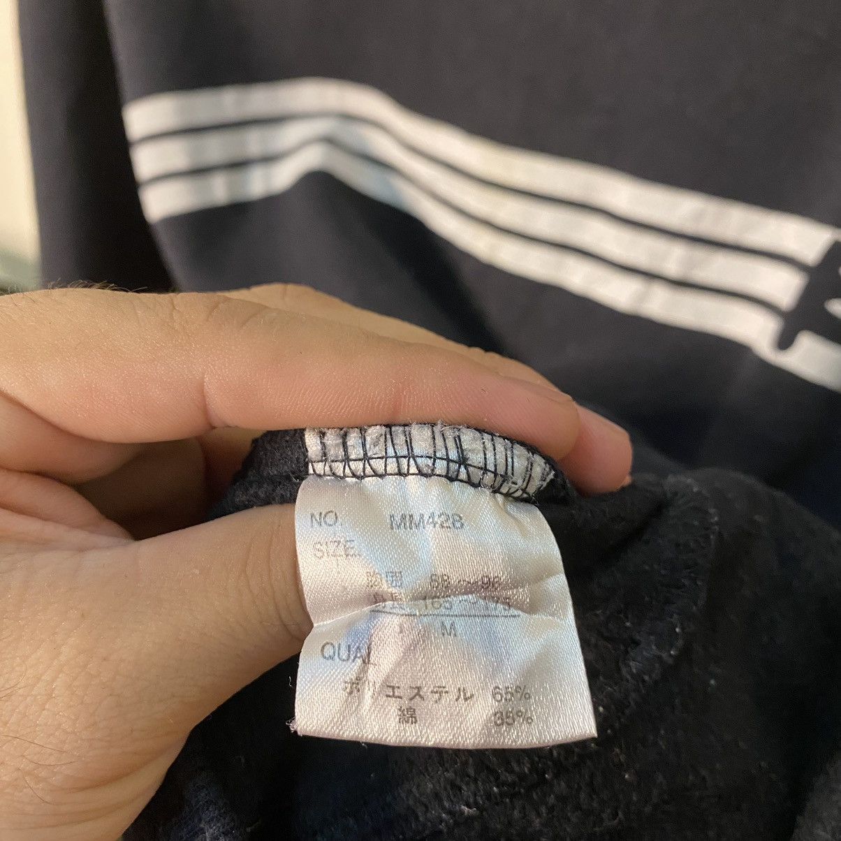 Vintage Vintage 2000s Kiki Surf Wax America Sweatshirt Size US M / EU 48-50 / 2 - 5 Thumbnail