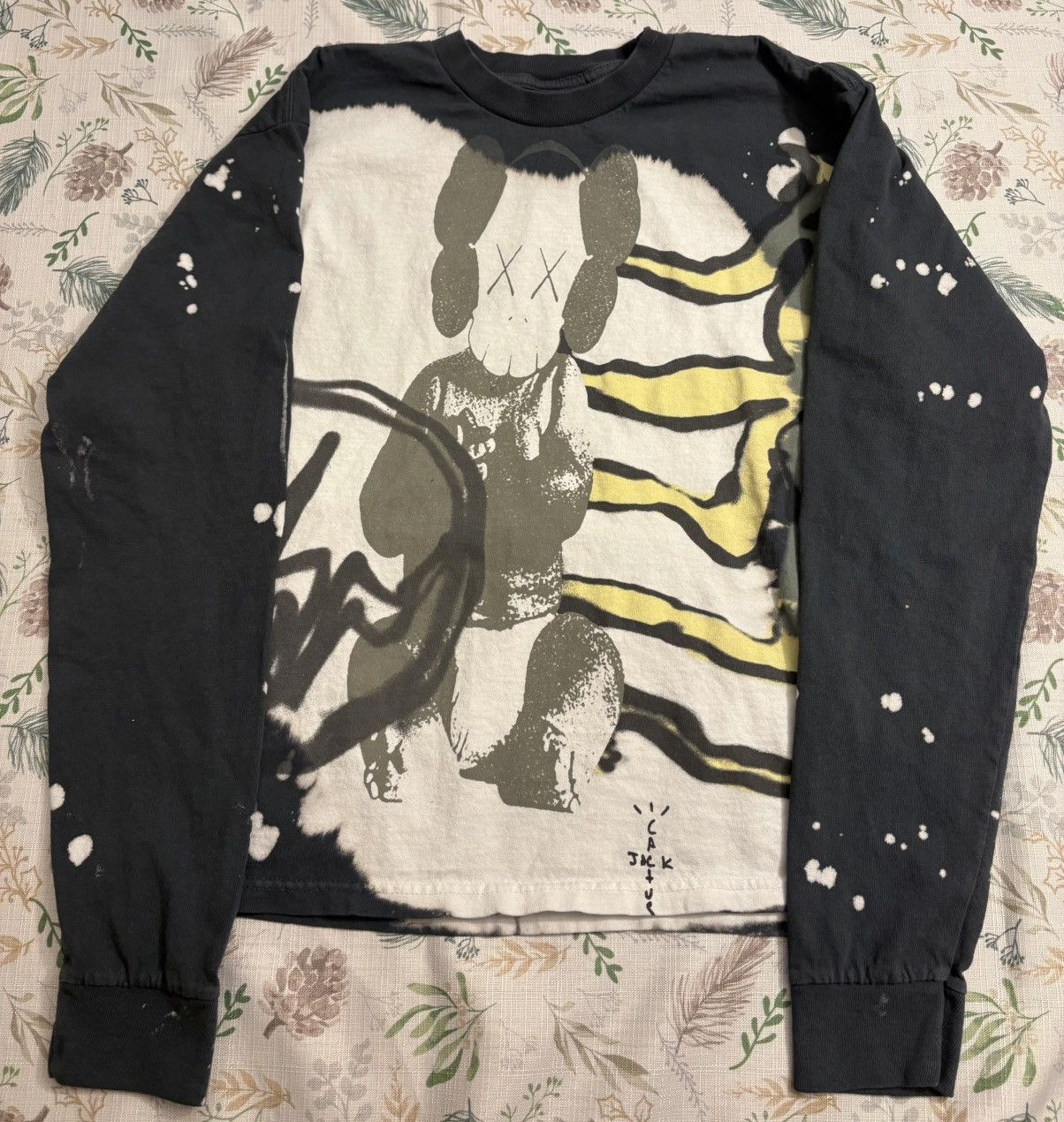 Fragment Design × Kaws × Travis Scott Travis Scott Cactus Jack + Kaws For Fragment L/S Tee Size US S / EU 44-46 / 1 - 1 Thumbnail