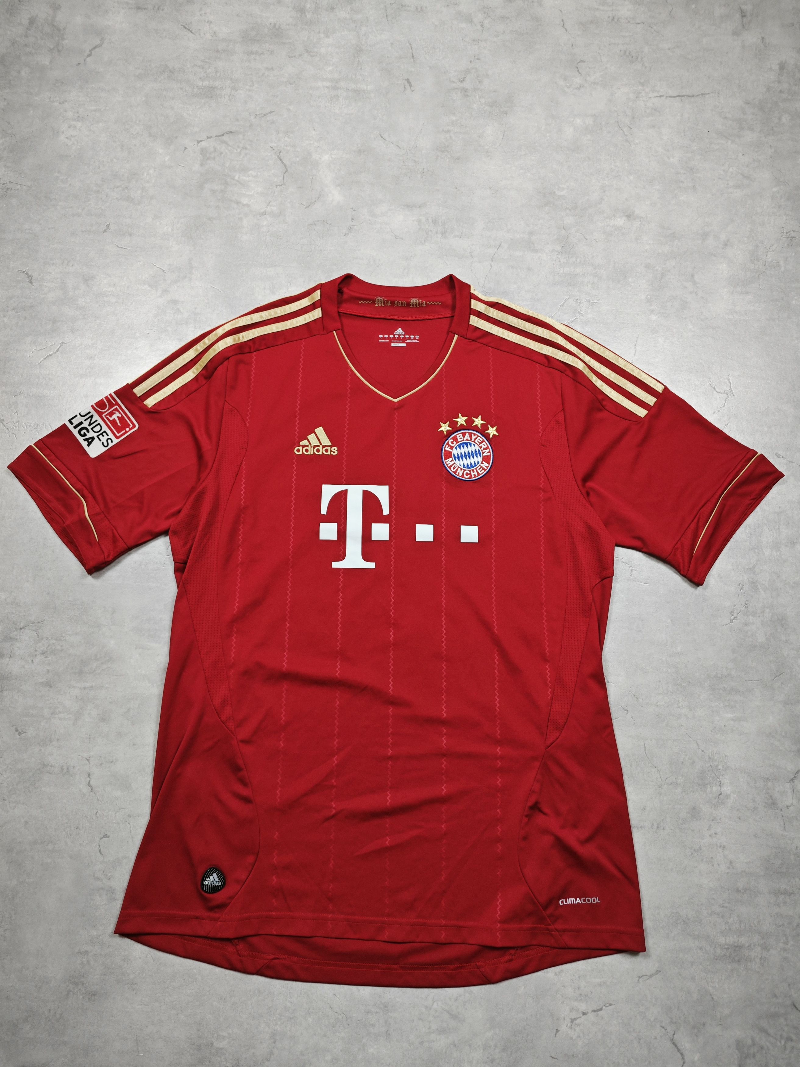 Adidas Bayern Munchen 2012 SHAQIRI 11 Size US L / EU 52-54 / 3 - 1 Thumbnail