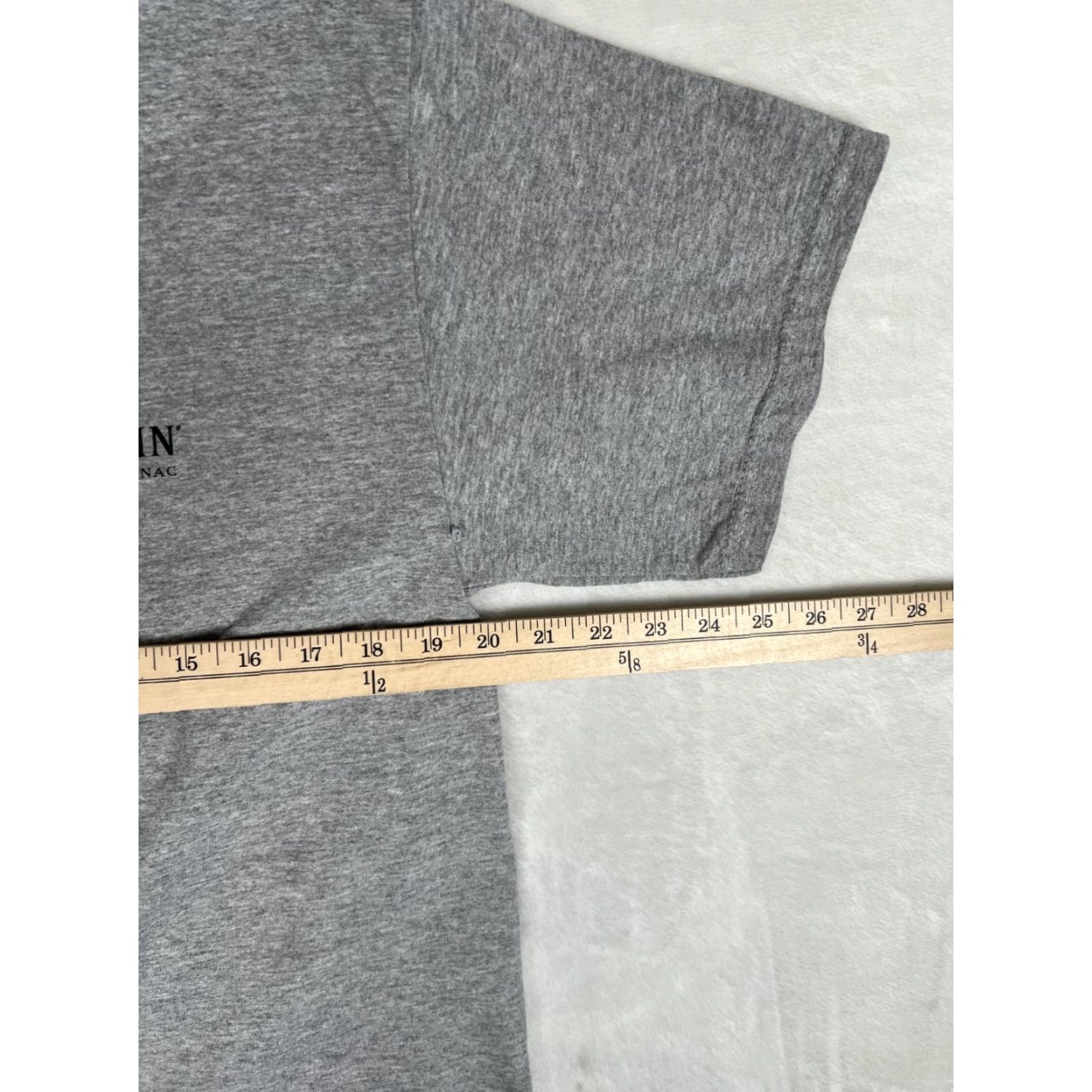 Gildan VINTAGE Remy Martin T-Shirt Size Large Gray Promo Y2K Mens Short Sleeve Crew Neck Cotton Knit Gildan 90s Beer Size US L / EU 52-54 / 3 - 5 Thumbnail