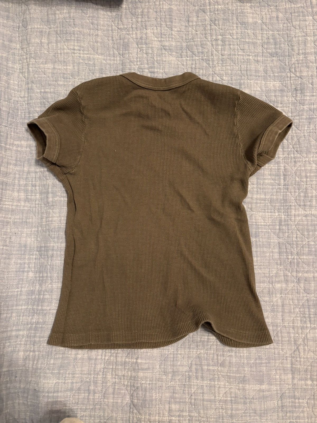 Brandy Melville radio silence graphic tee Size ONE SIZE - 3 Thumbnail
