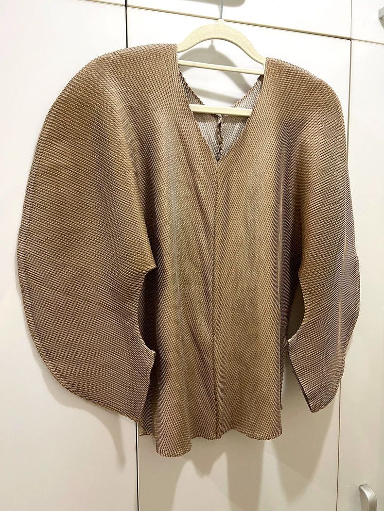 Other Issey Miyake Brown disc top Size M / US 6-8 / IT 42-44 - 1 Thumbnail