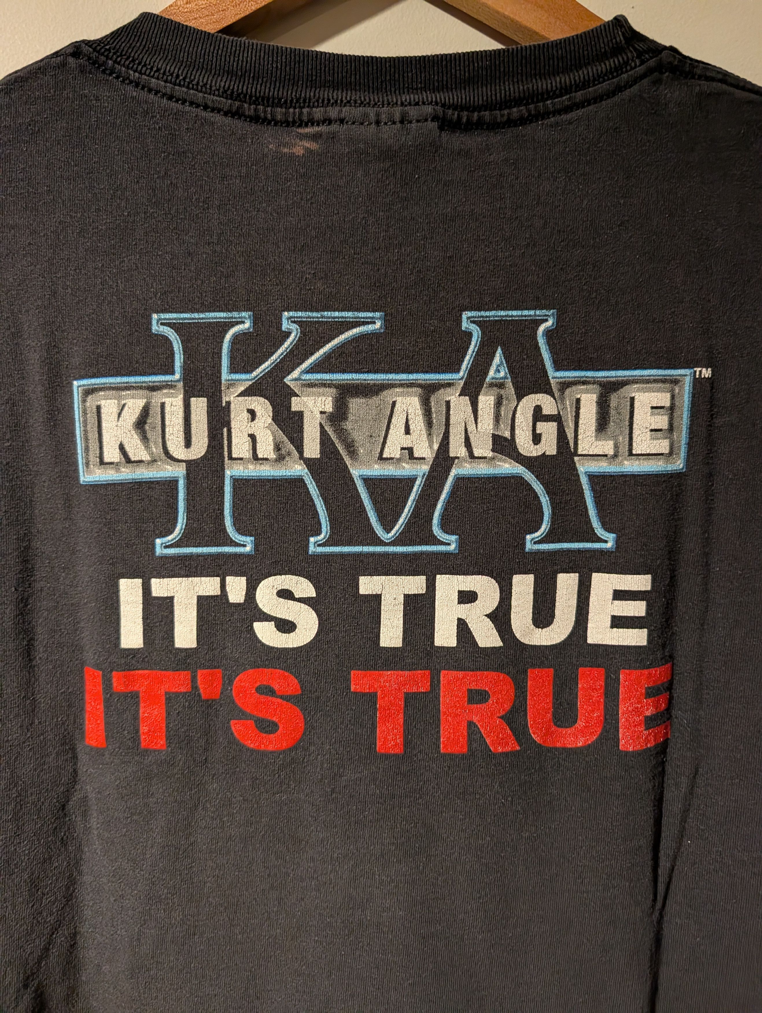 WWE WWF KURT ANGLE IT'S TRUE VINTAGE SHIRT 2001 SIZE LARGE 3XL Size US XXL / EU 58 / 5 - 9 Thumbnail