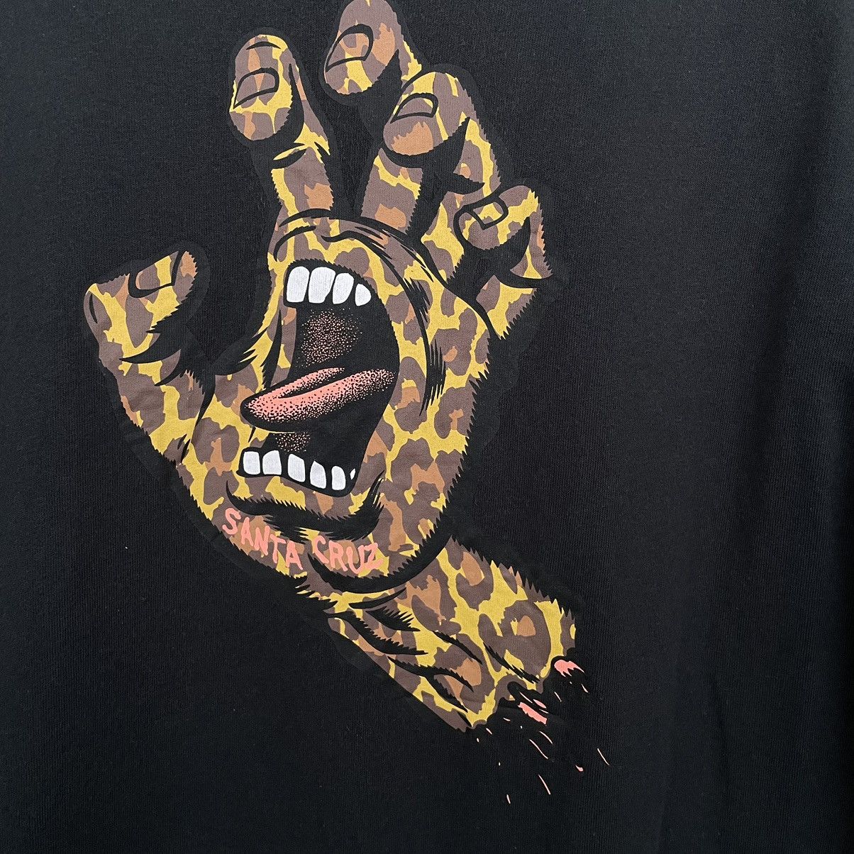 Santa Cruz Skateboards × Vintage Vintage 2000s Santa Cruz Hand Screaming T Shirt Size US XL / EU 56 / 4 - 2 Thumbnail