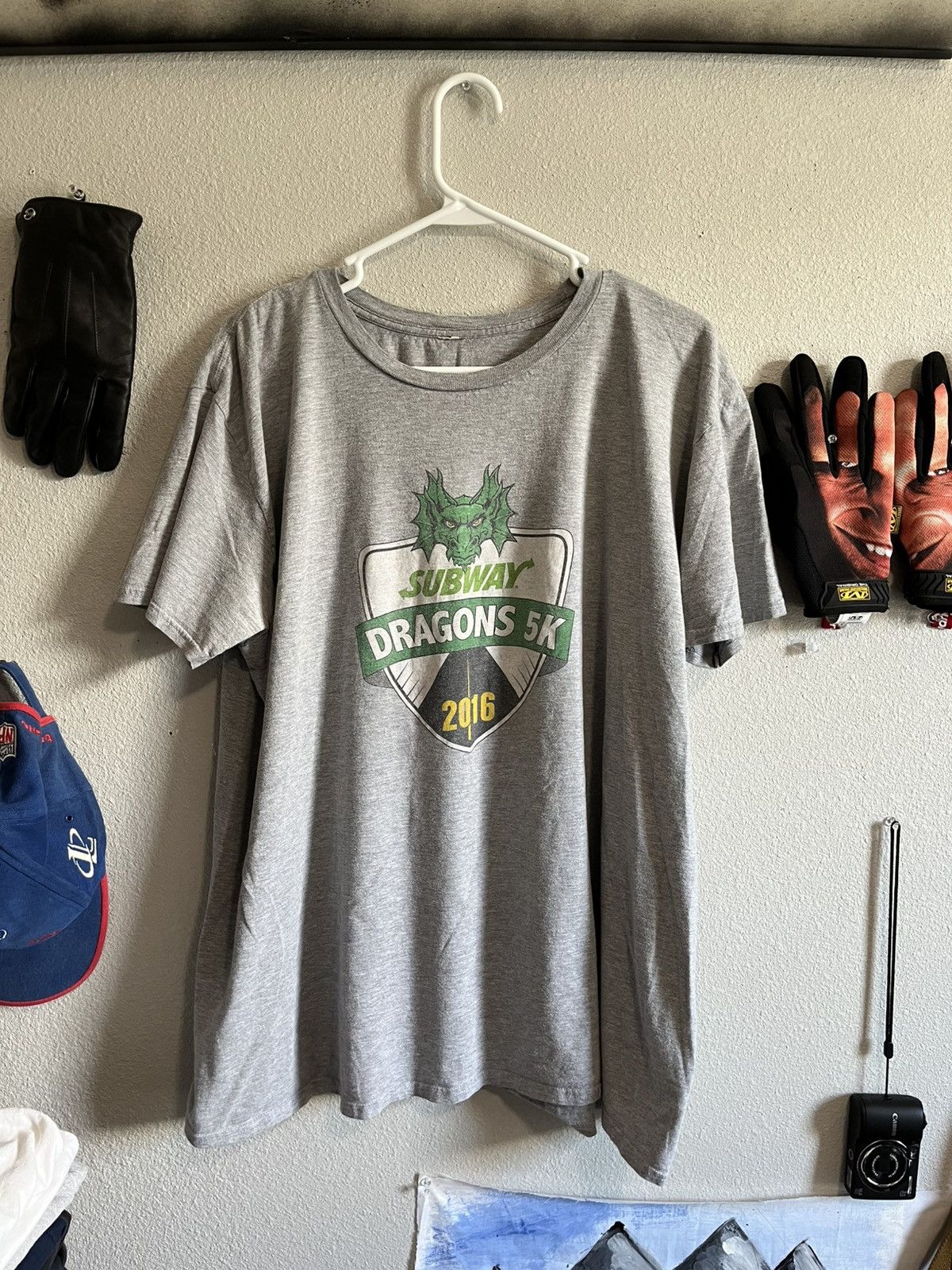 Vintage 2016 Subway Dragons 5K Vintage Graphic Tee Size US XL / EU 56 / 4 - 1 Thumbnail