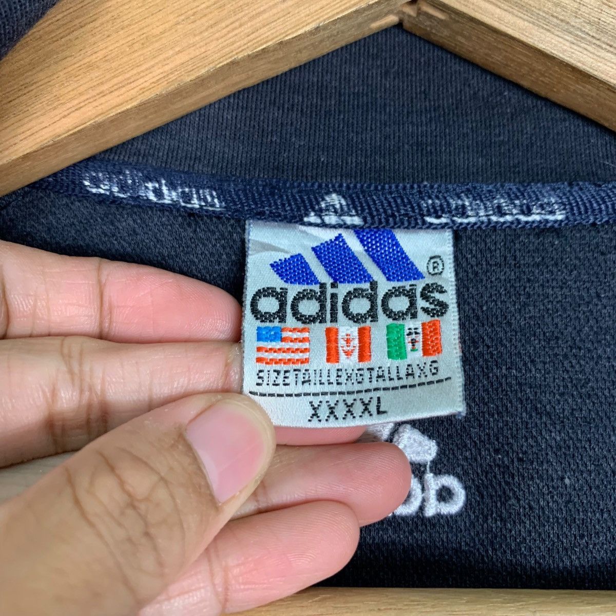 Adidas ADIDAS Embroidery Small Logo Track Top Sweater #0566-C26 Size US XXL / EU 58 / 5 - 16 Thumbnail