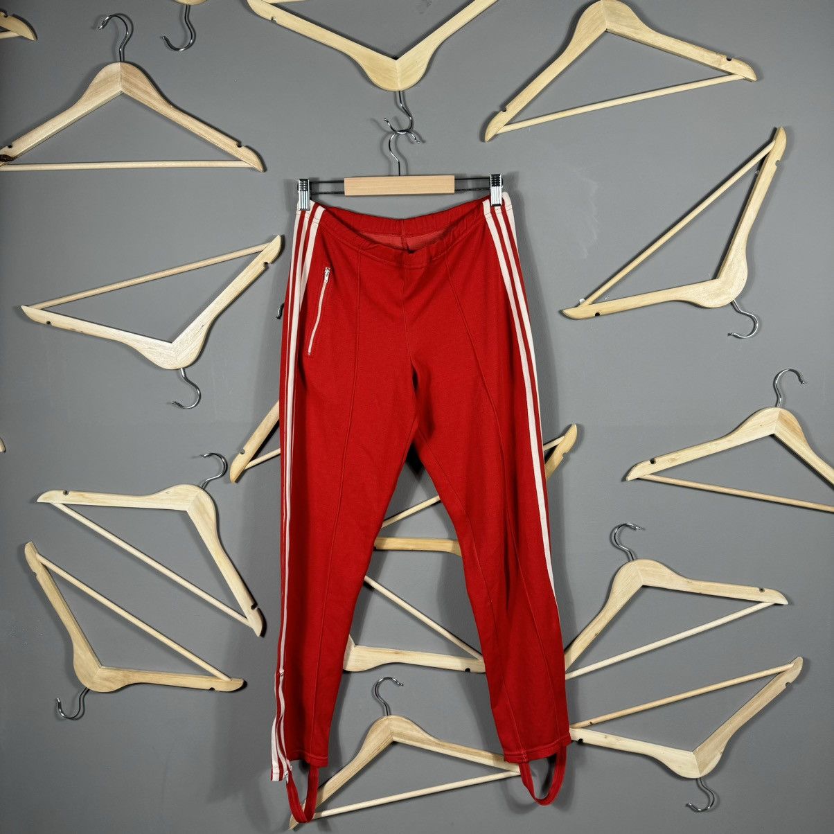 Vintage Vintage Adidas 70-80s Red Tracksuit Size US S / EU 44-46 / 1 - 12 Thumbnail