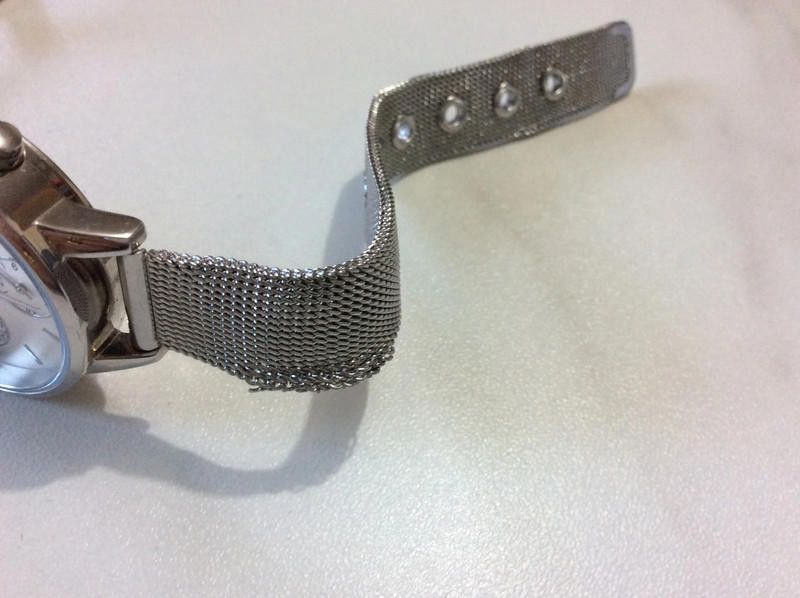 Designer Olivia silver dial mesh bracelet watch Size ONE SIZE - 4 Thumbnail