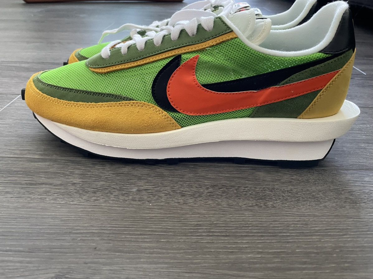 Nike × Sacai LD Waffle Green Gusto Size US 12 / EU 45 - 4 Thumbnail