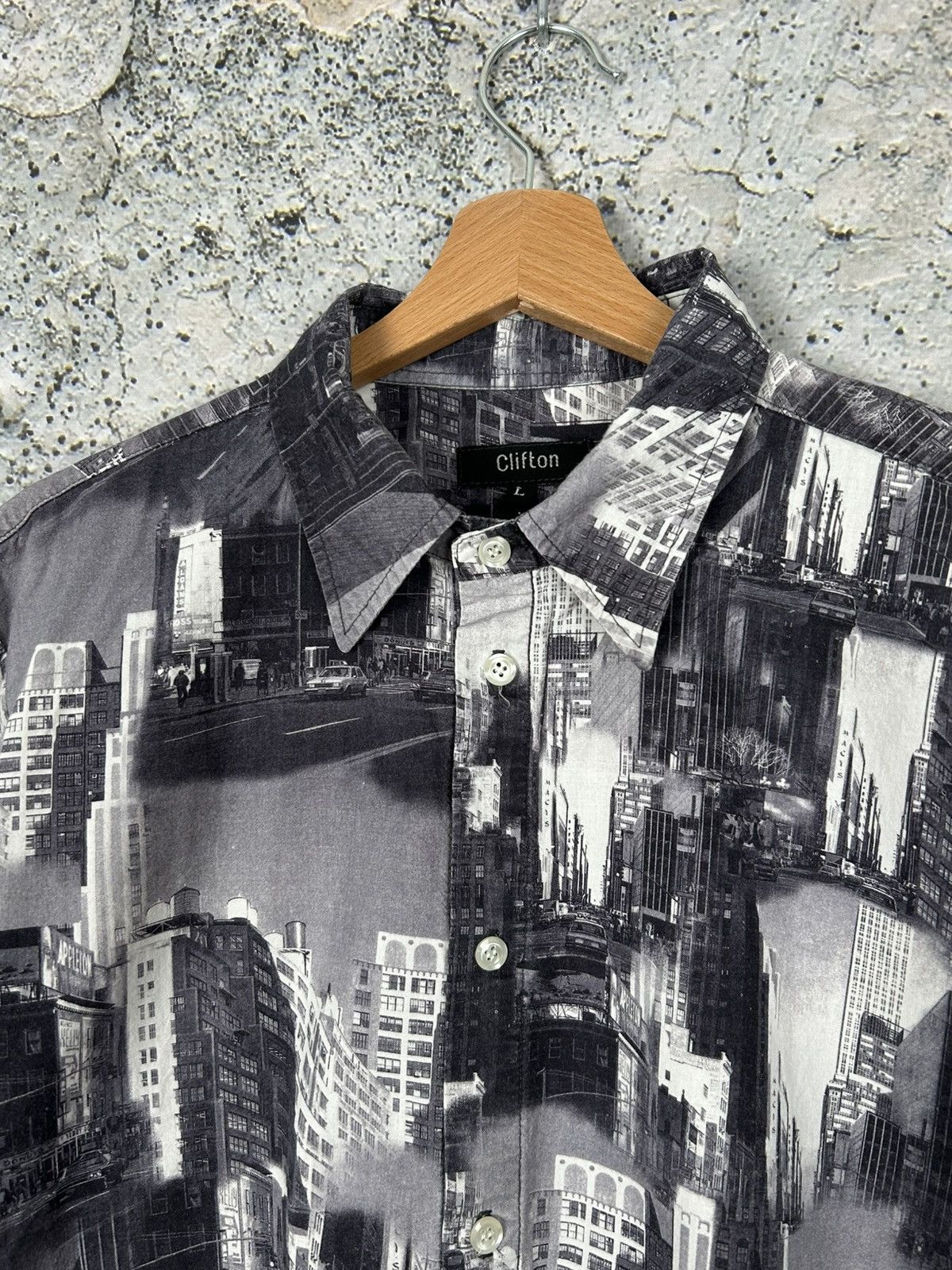 Japanese Brand Vintage Graphic Shirt Japanese Grunge Rock Punk Alternative Size US L / EU 52-54 / 3 - 3 Thumbnail