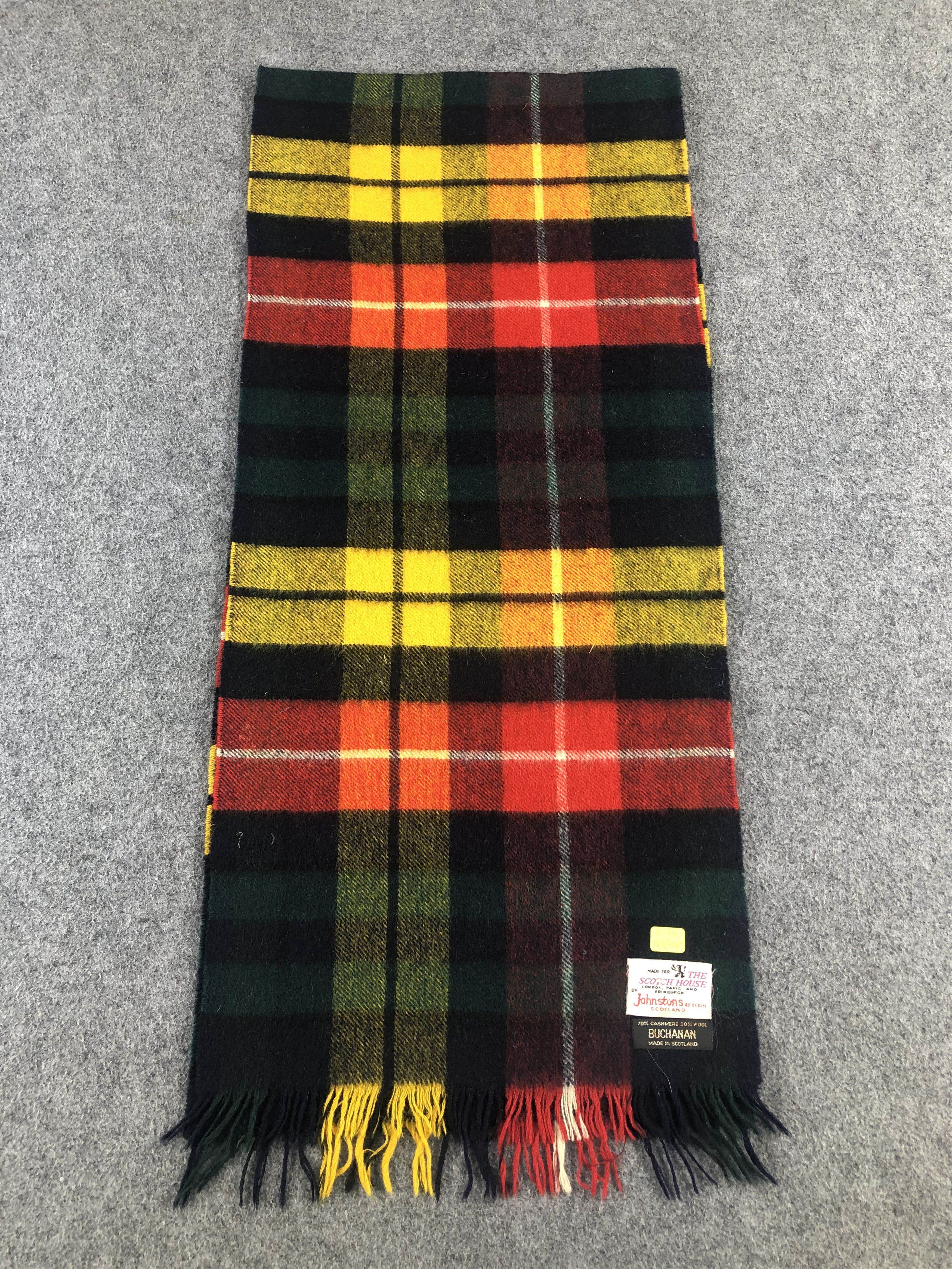 Johnstons Of Elgin Johnstons Of Elgin Scarf / Muffler / Neckwear Size ONE SIZE - 2 Thumbnail