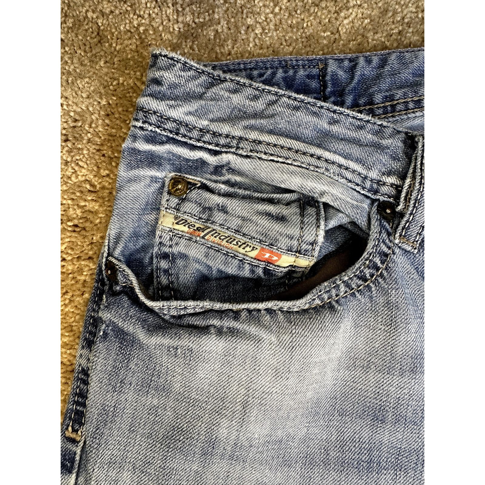 Diesel Diesel Waykee Regular Straight Leg Denim Jeans Blue W29 L32 Size US 29 - 7 Thumbnail