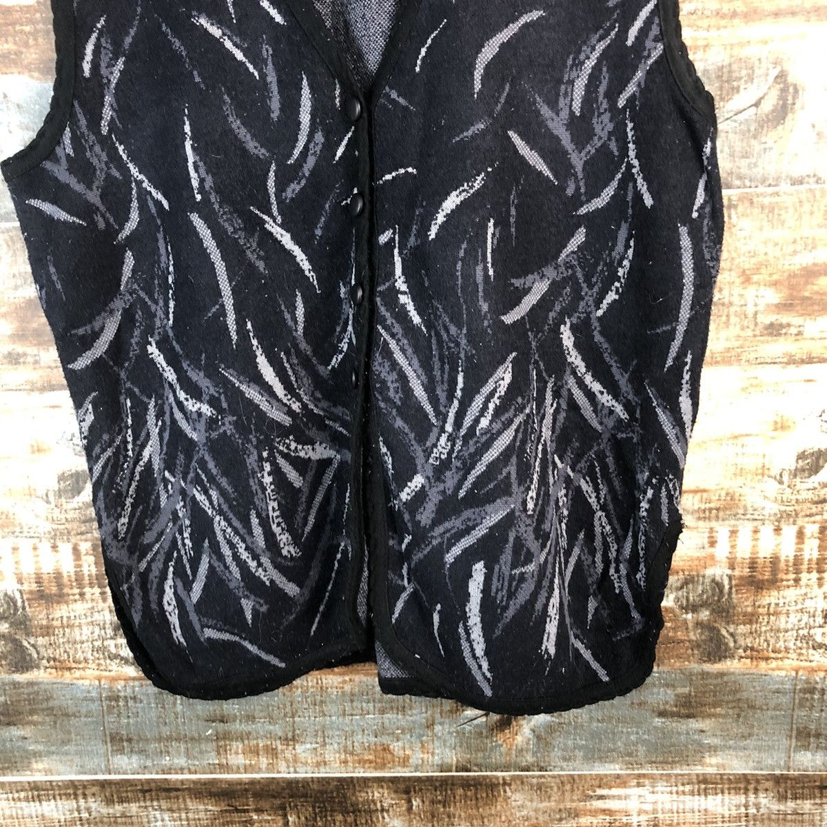 Homespun Knitwear × Japanese Brand DL Corrose Black art style Vest Knitwear #C534 Size US M / EU 48-50 / 2 - 5 Thumbnail