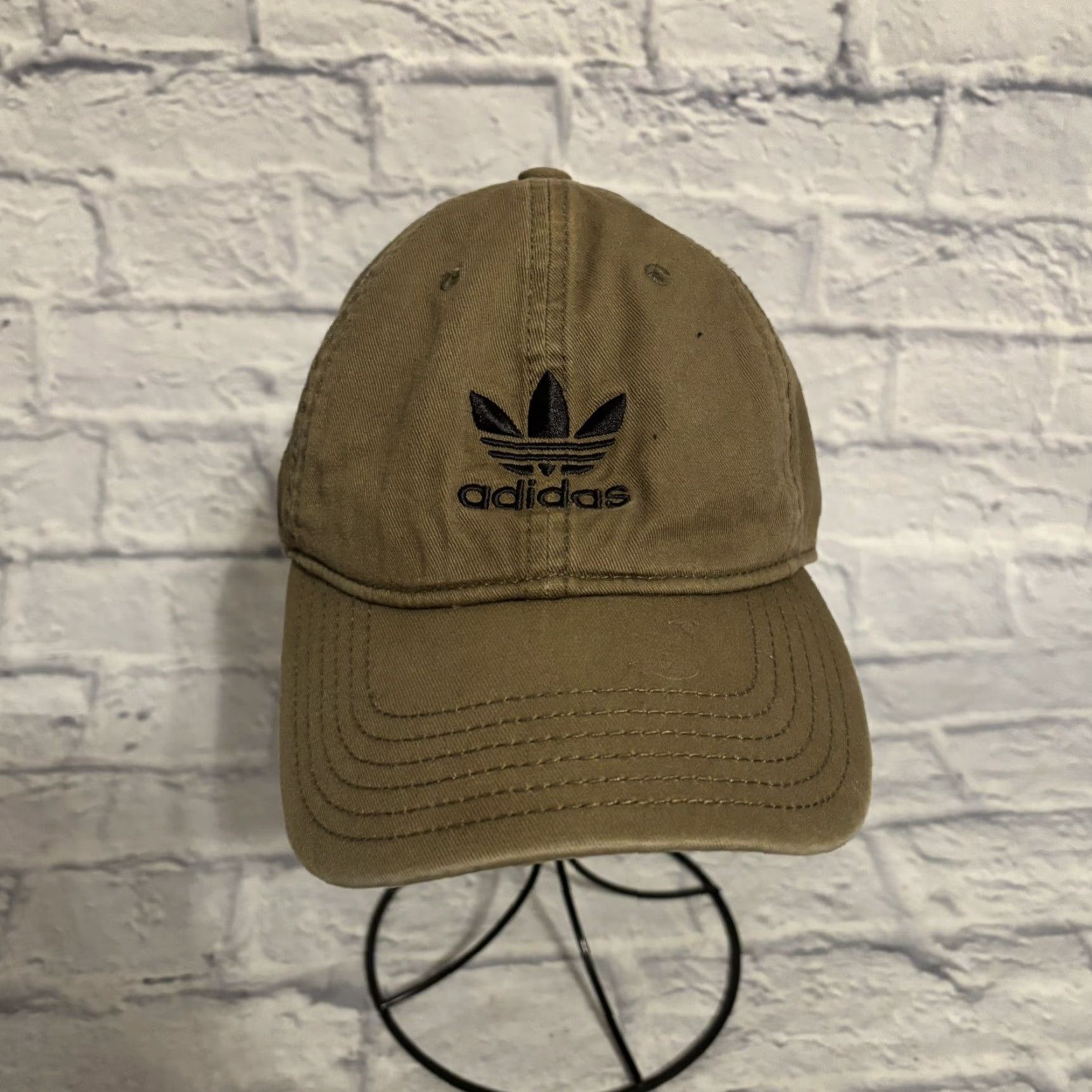 Adidas Adidas Hat Trefoil Logo Olive Green Adjustable OSFM Baseball Cap Strapback Mens Womens Unisex Adults Green Baseball Cap OSFM Adjustable Cap Size ONE SIZE - 3 Thumbnail