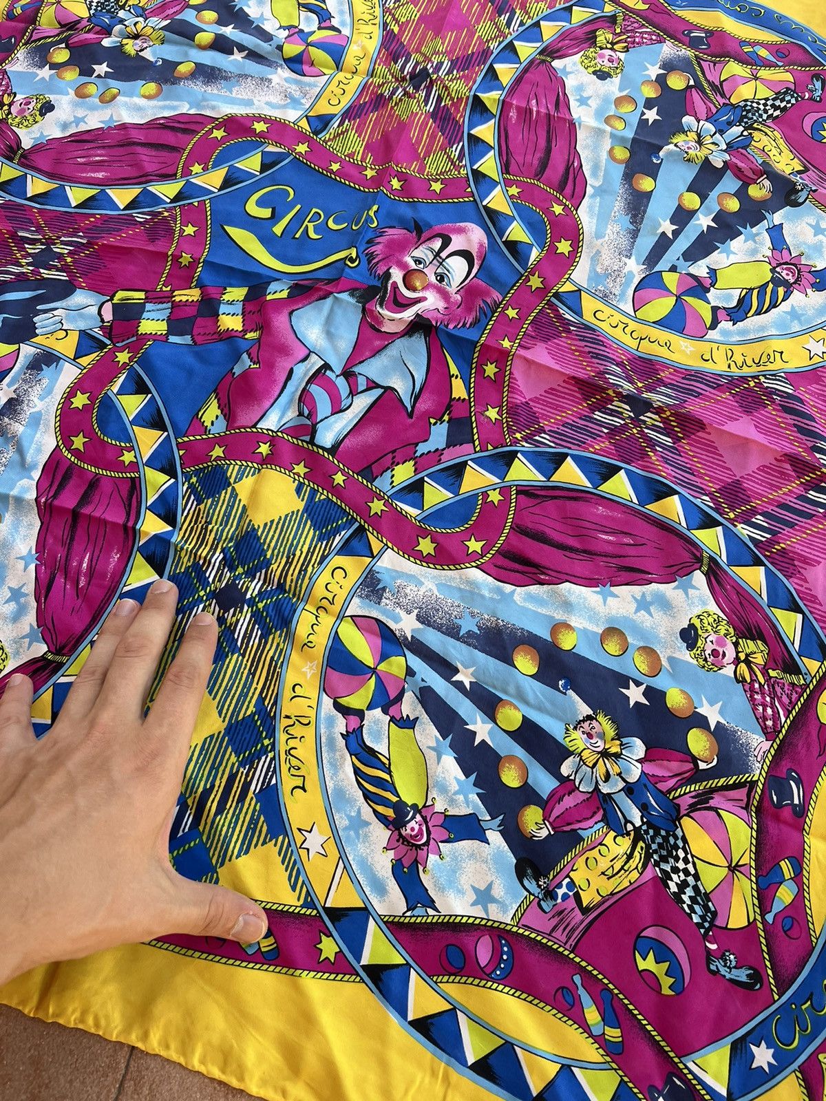 Dolce & Gabbana Dolce & Gabbana Silk Circus Scarf Size ONE SIZE - 6 Thumbnail