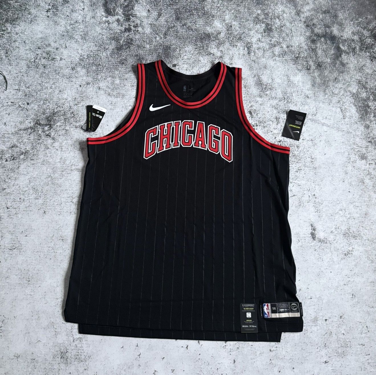 Nike CHICAGO BULLS VAPORKNIT NIKE JERSEY BASKETBALL 2XL Size US XXL / EU 58 / 5 - 1 Thumbnail