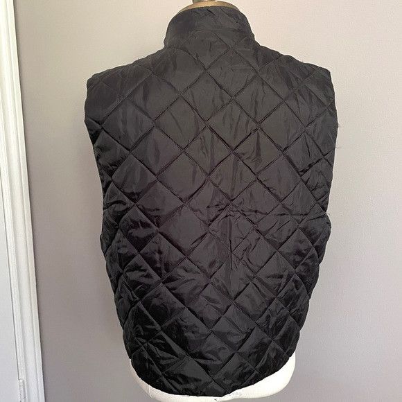 Handmade Silverfoot Black Quilted Vest - handmade in Squamish BC 🇨🇦 Size S / US 4 / IT 40 - 14 Thumbnail