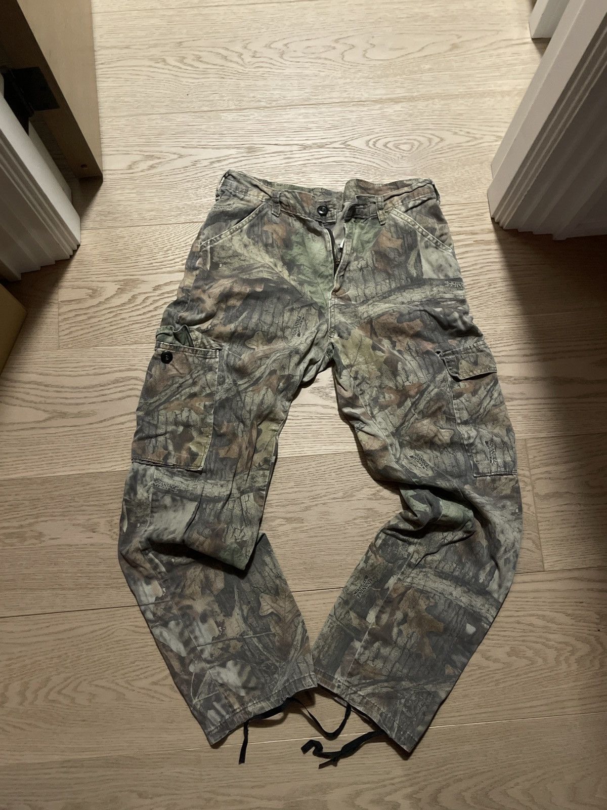 Vintage Real tree adjustable cargo pants Size US 31 - 1 Thumbnail