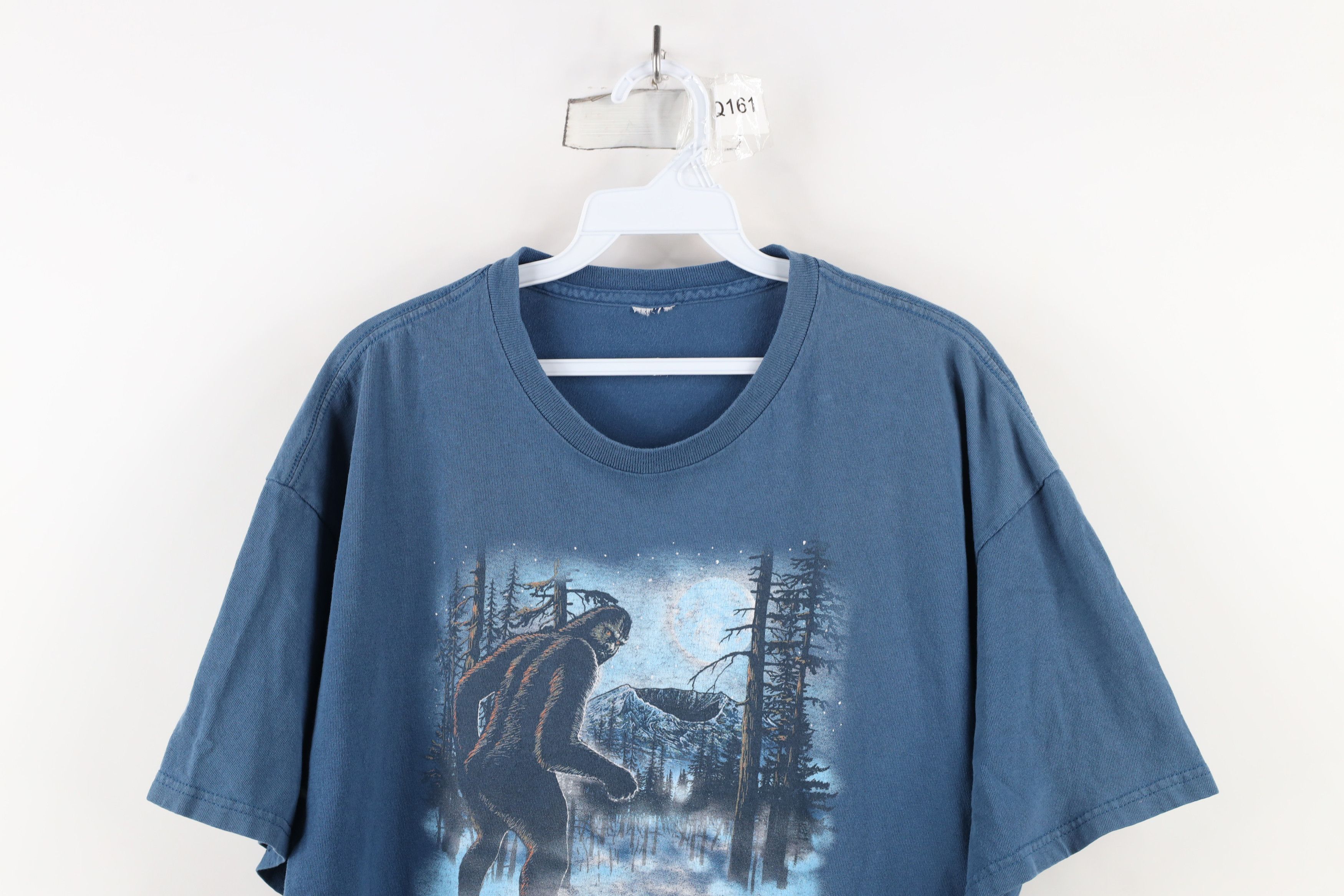 Vintage Vintage Y2K Streetwear St Helens Bigfoot Country T-Shirt Size US XL / EU 56 / 4 - 2 Thumbnail