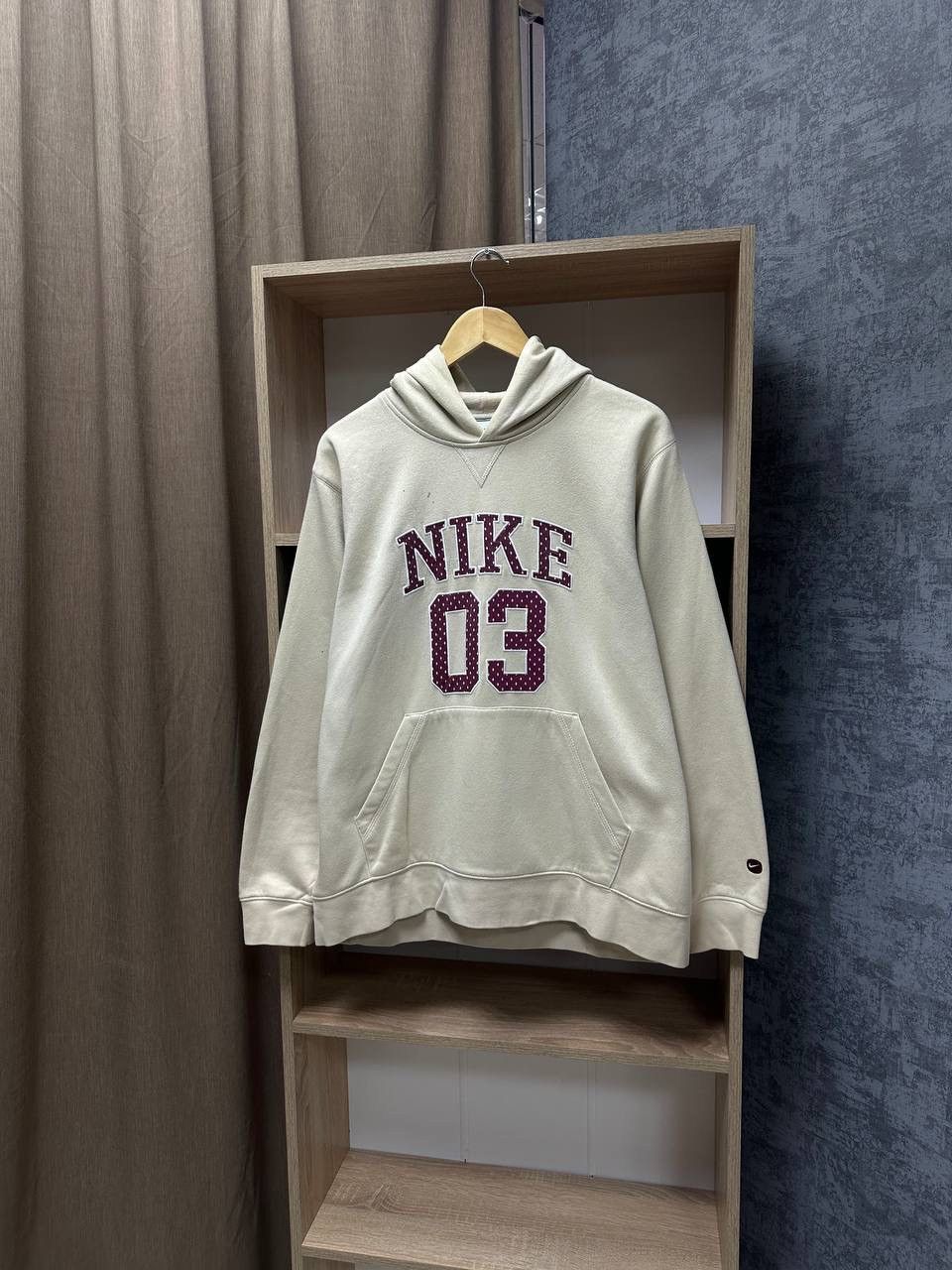 Nike × Nike ACG × Vintage Vintage Nike Beige Center Logo Hoodie Size US M / EU 48-50 / 2 - 2 Thumbnail