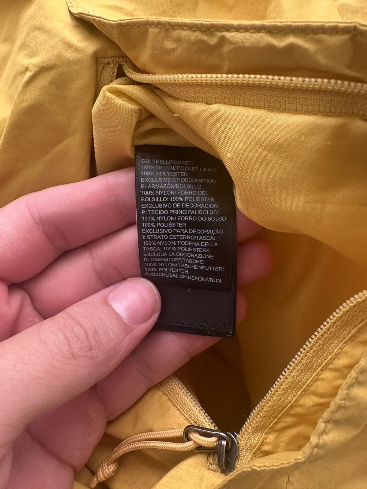The North Face The North Face Yellow Zip zip rain jacket windbreaker Size US L / EU 52-54 / 3 - 5 Thumbnail