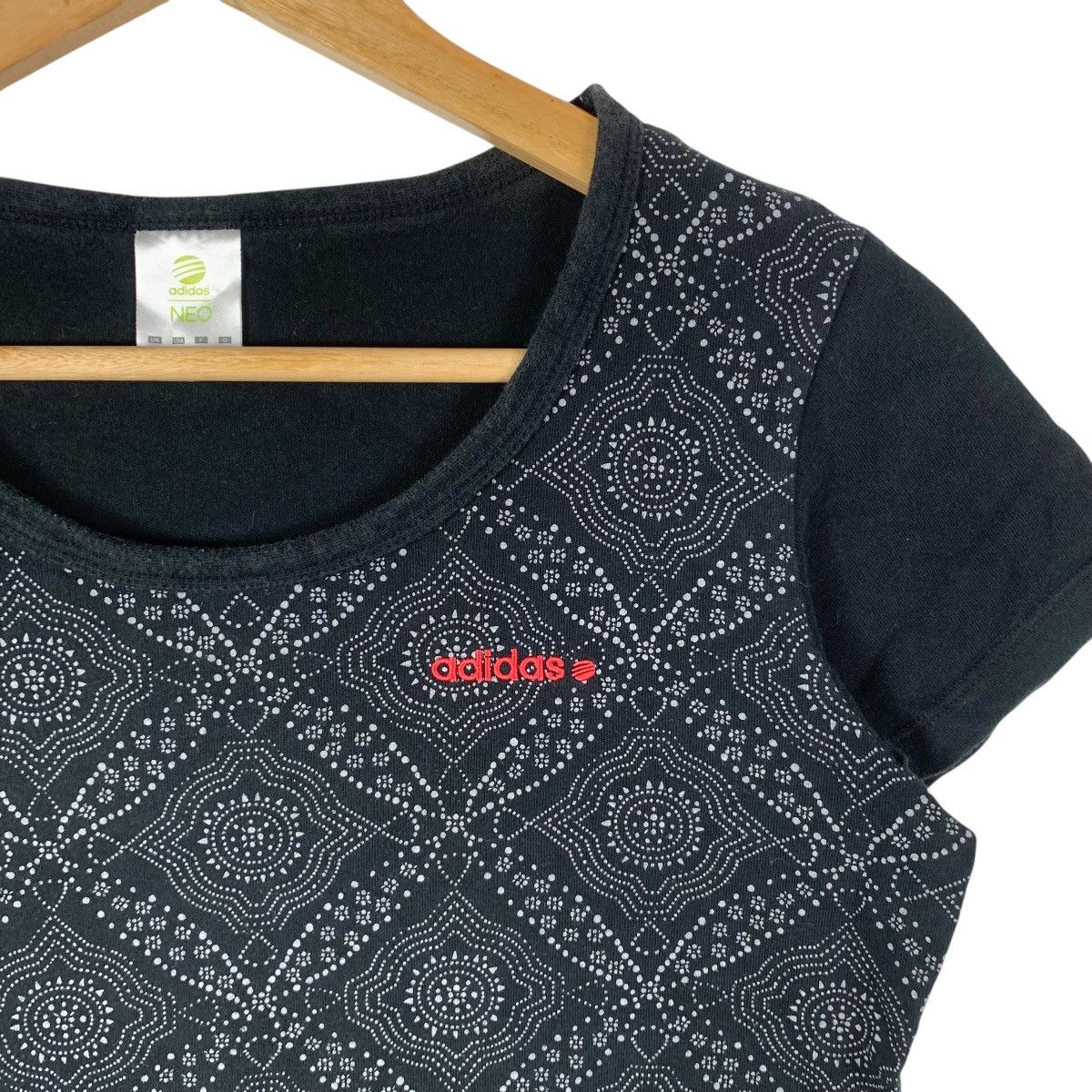 Adidas ADIDAS NEO PAISLEY Over Print Bandana Mandala Tee Shirt Top Size S / US 4 / IT 40 - 4 Thumbnail