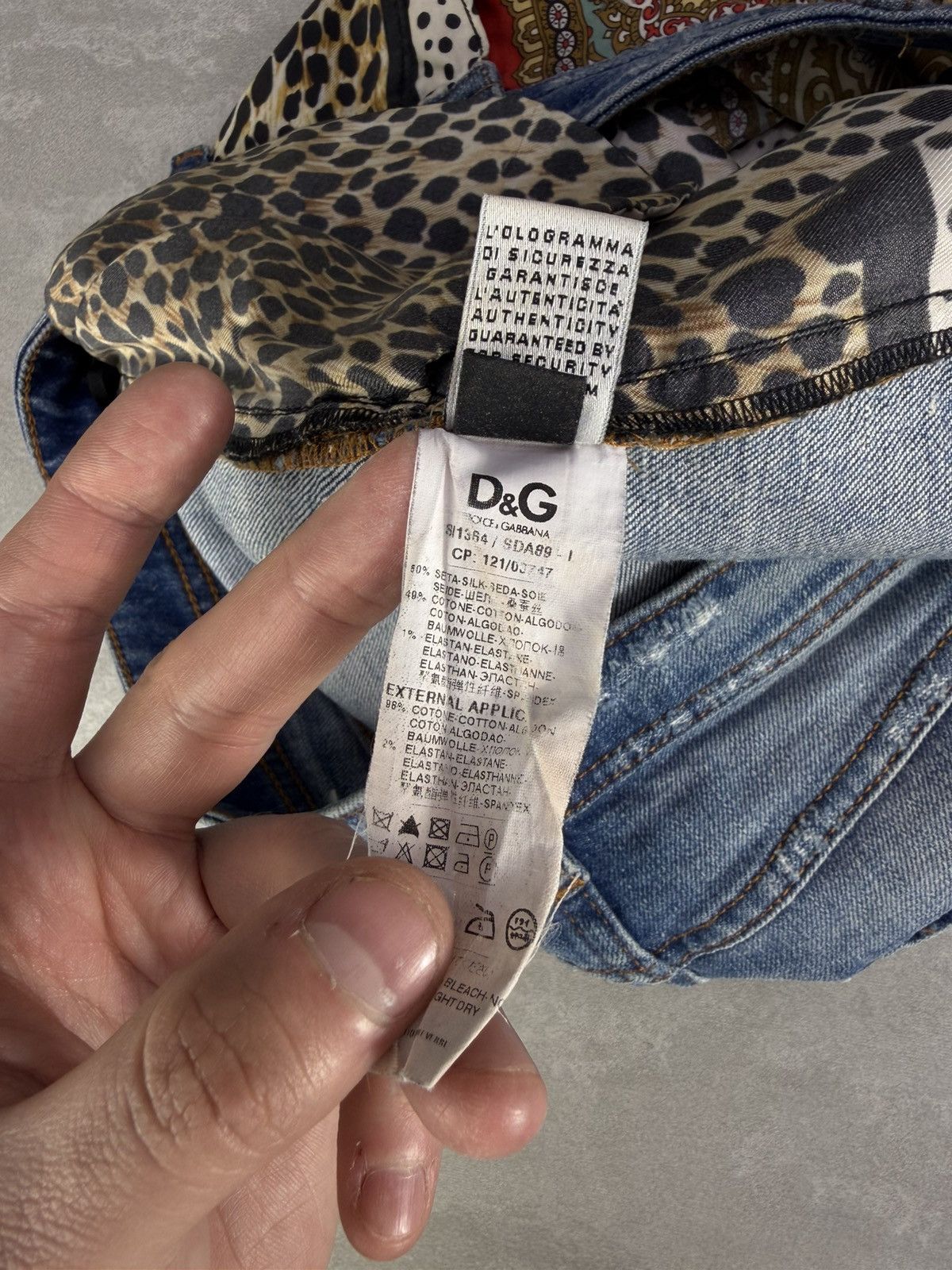 Dolce & Gabbana Dolce & Gabbana Patchwork Skirt Silk Denim Leopard Print Size 26" / US 2 / IT 38 - 14 Thumbnail