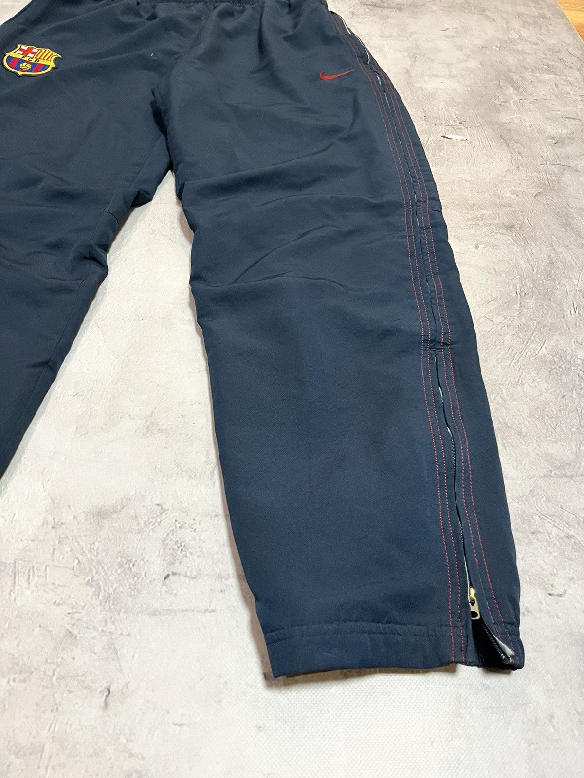 Nike × Vintage Nike Vintage FC Barcelona Nylon Pants Total 90 Size US 32 / EU 48 - 4 Thumbnail