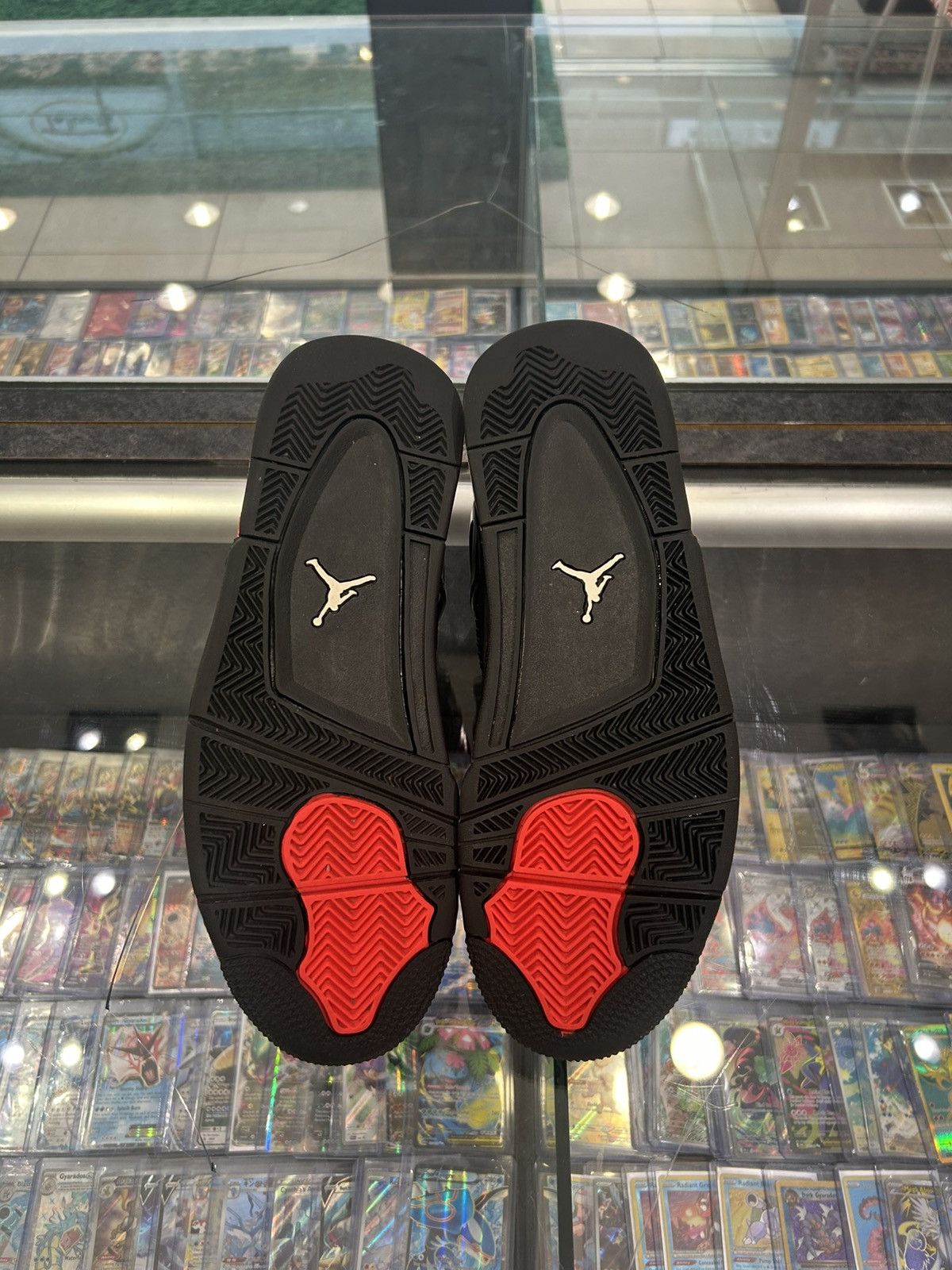 Jordan Brand Jordan 4 Red thunder Size US 10 / EU 43 - 10 Thumbnail