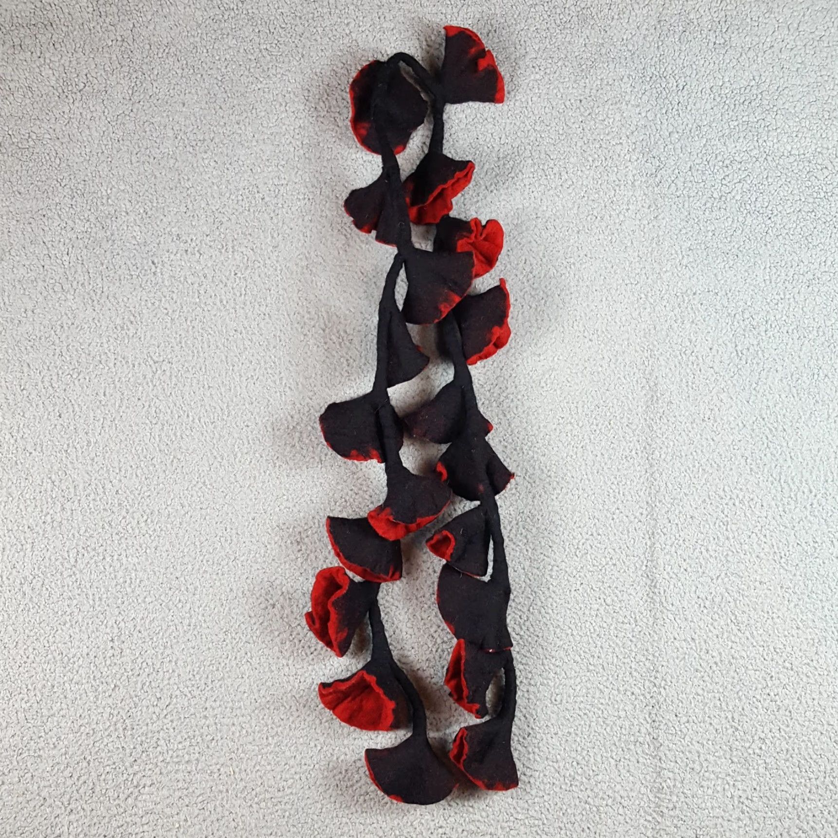 Vintage VINTAGE 80s Floral Wool Scarf Rectangle Neck Wrap Red Made in Nepal Womens Size ONE SIZE - 3 Thumbnail