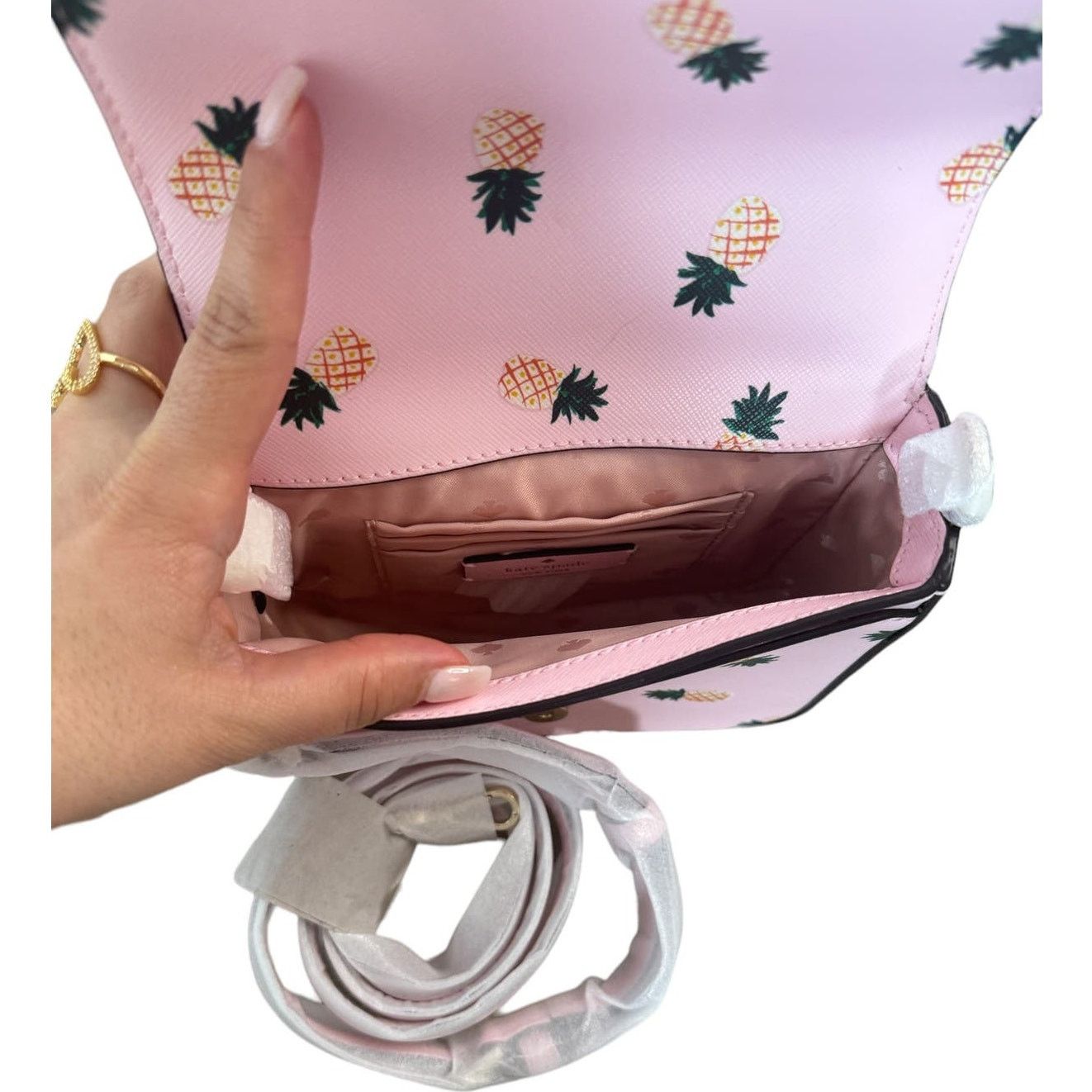 Kate Spade Kate Spade Staci Square Pineapple Printed Crossbody Bag NEW Size ONE SIZE - 4 Thumbnail