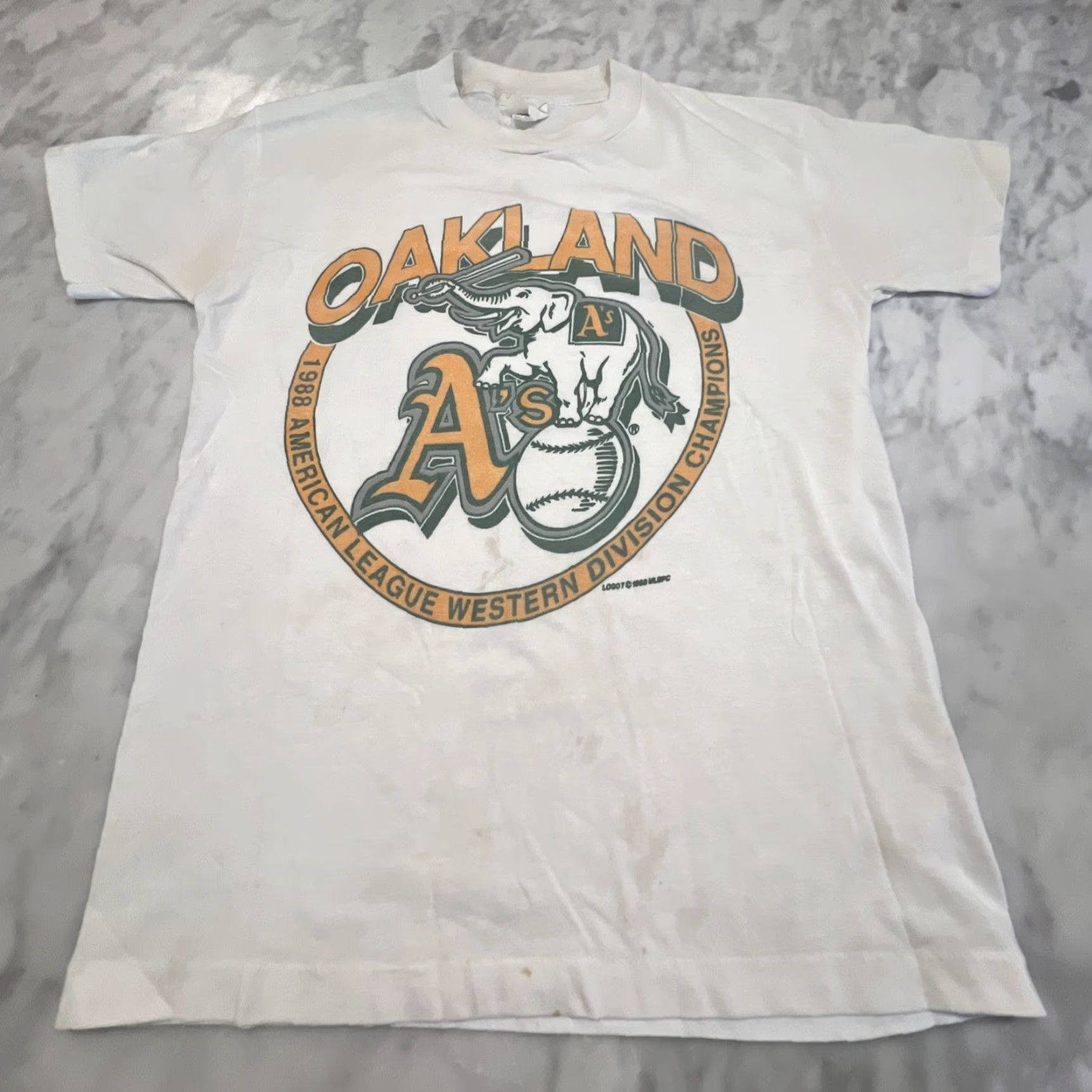 Logo 7 Vintage 1988 Oakland A’s Logo 7 Shirt Small Short Sleeve Cotton Blend Men’s Sportswear 80s Division Champion USA Size US M / EU 48-50 / 2 - 2 Thumbnail