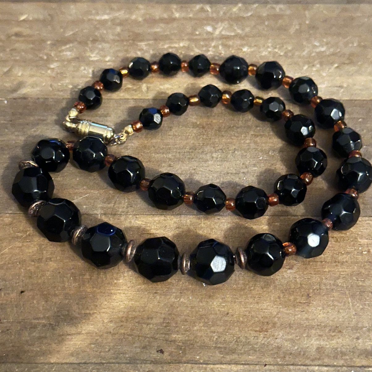 Vintage Vintage graduated black faceted glass bead necklace Size ONE SIZE - 4 Thumbnail