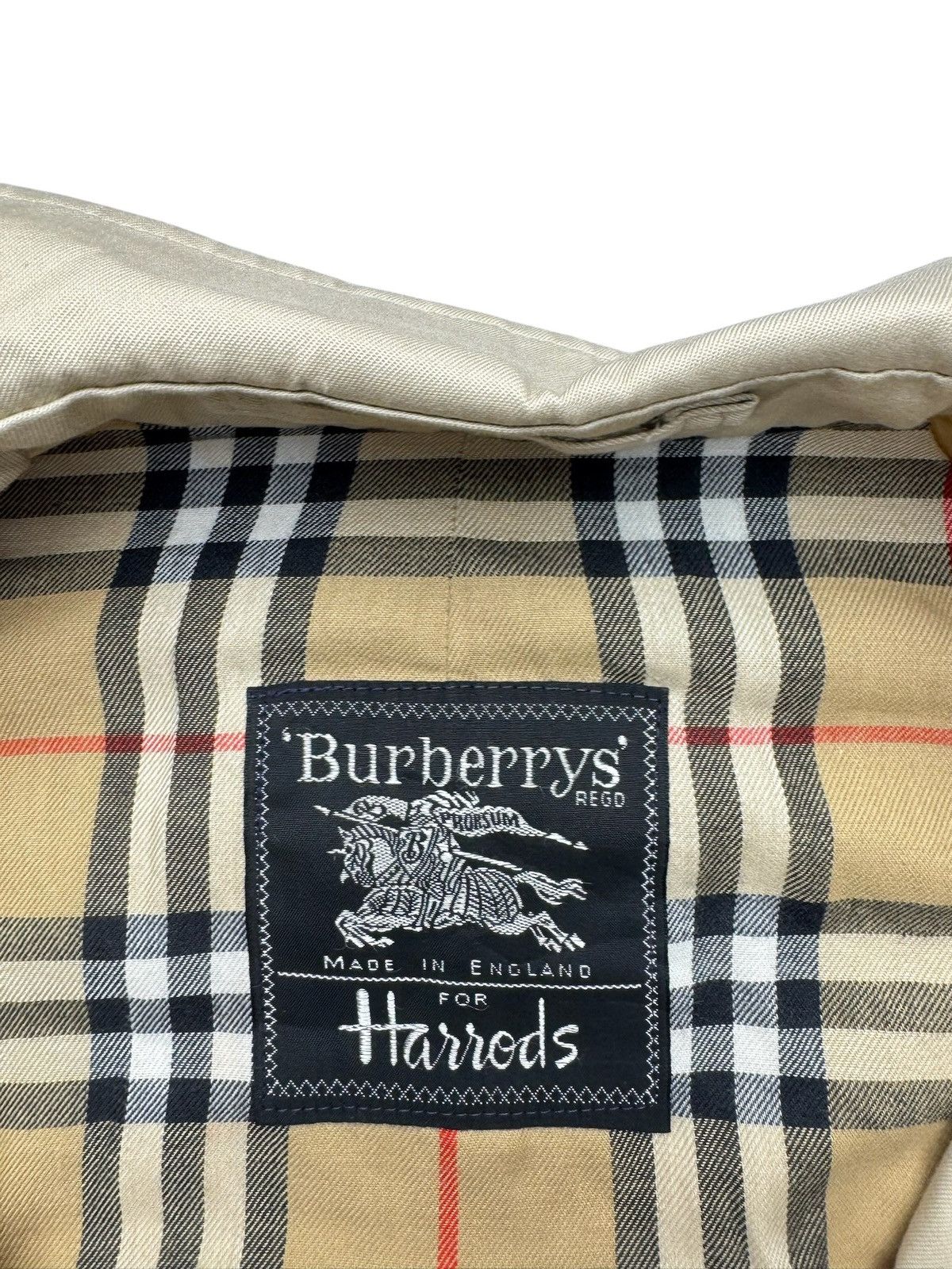 Burberry Burberry Camden Long Beige Vintage Trench Coat Women #2024 Size S / US 4 / IT 40 - 2 Thumbnail