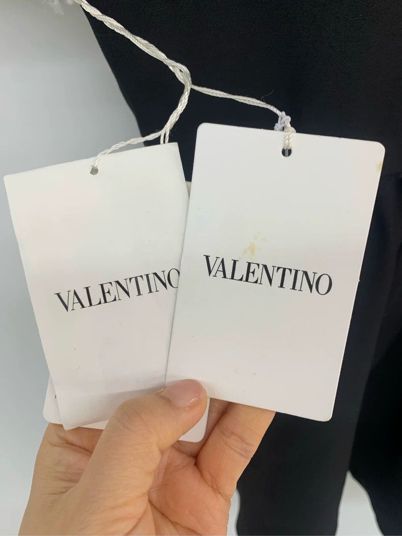 Valentino Valentino Short-sleeved dress with embroidered neckline Size XS / US 0-2 / IT 36-38 - 6 Thumbnail