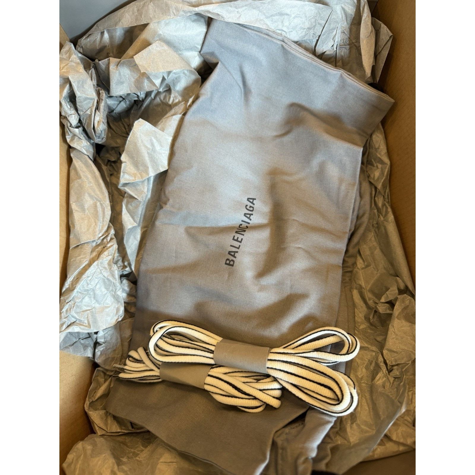 Balenciaga Size 40EU/7US - Balenciaga Track White NEW Size US 7 / EU 40 - 8 Thumbnail