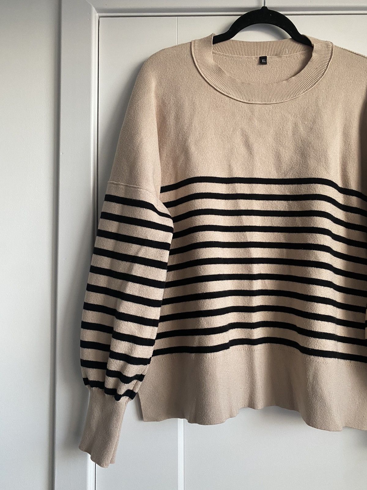 Other Etcyy new crew neck beige and black stripes sweater size XL Size XL / US 12-14 / IT 48-50 - 3 Thumbnail