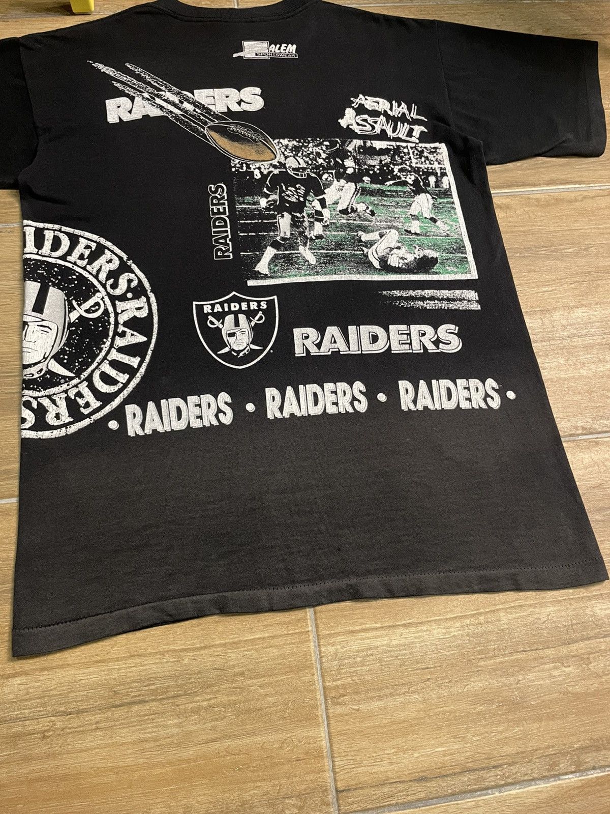 NFL × Vintage 90’s Raiders NFL Salem Overprint Tee Size US L / EU 52-54 / 3 - 14 Thumbnail