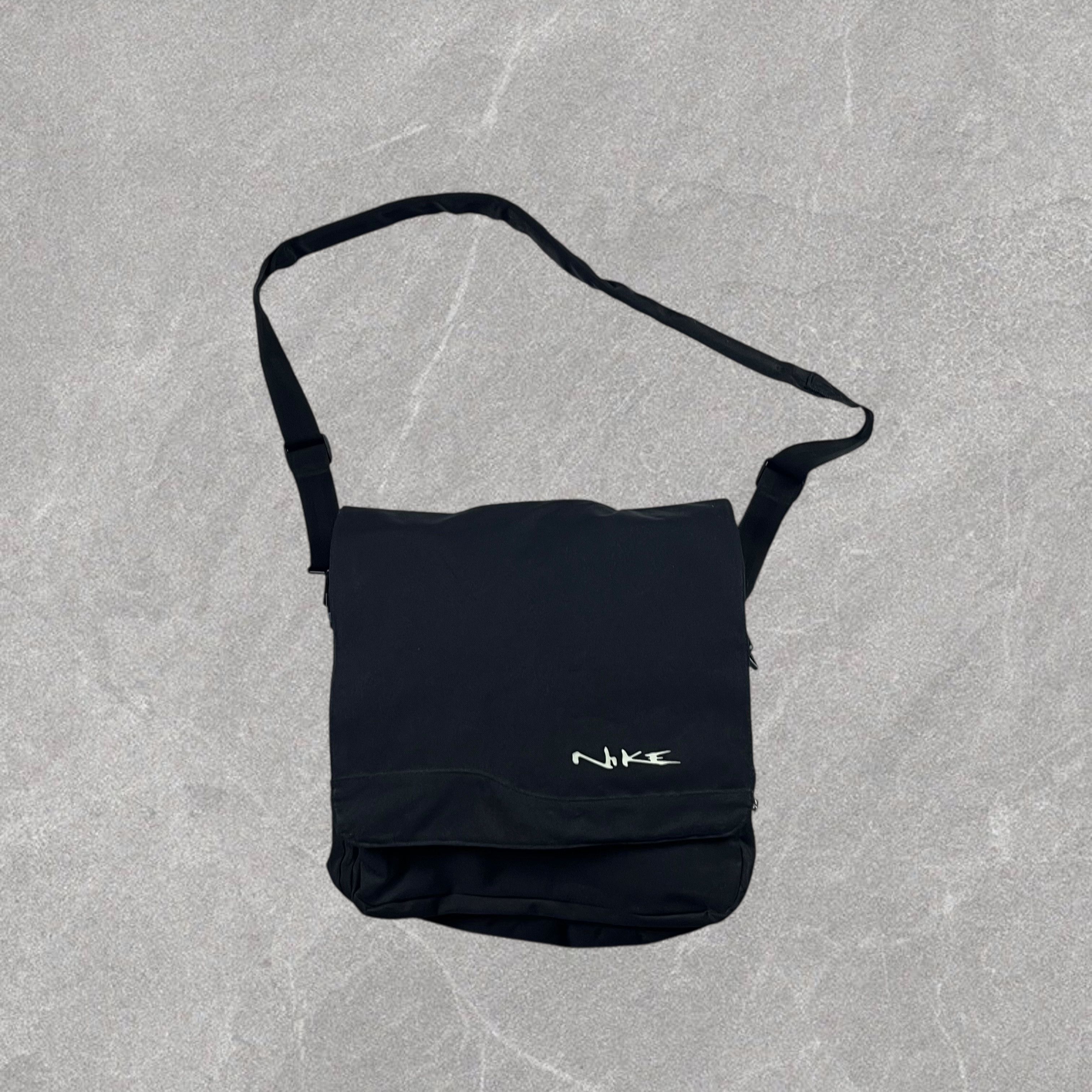 バッグ Nike Lab x Real Tree camo crossbody bag Nike × Realtree Nike Lab X Real Tree camo crossbody utility