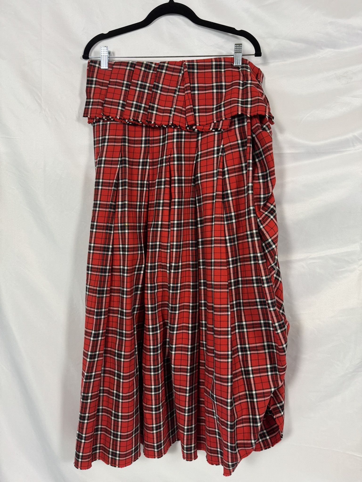 Comme des Garcons Comme des Garçons AD2005 Red Royal Tartan Pleated Skirt Size M / US 6-8 / IT 42-44 - 1 Thumbnail
