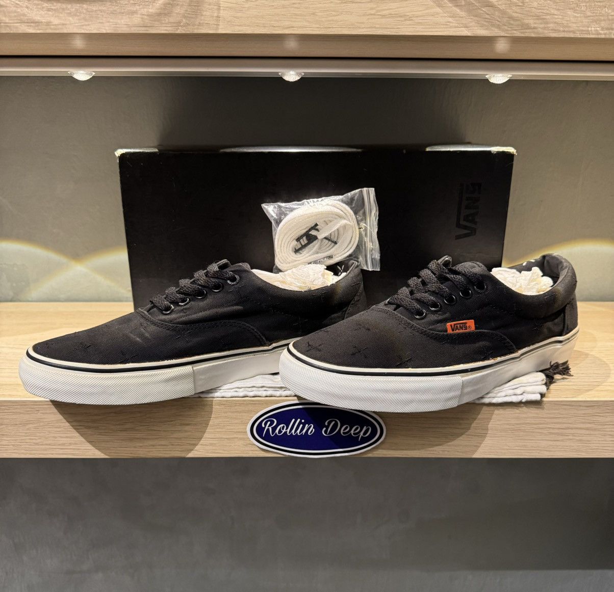Vans Suicidal Tendencies x Vans Syndicate Era “S” Size US 8 / EU 41 - 7 Thumbnail