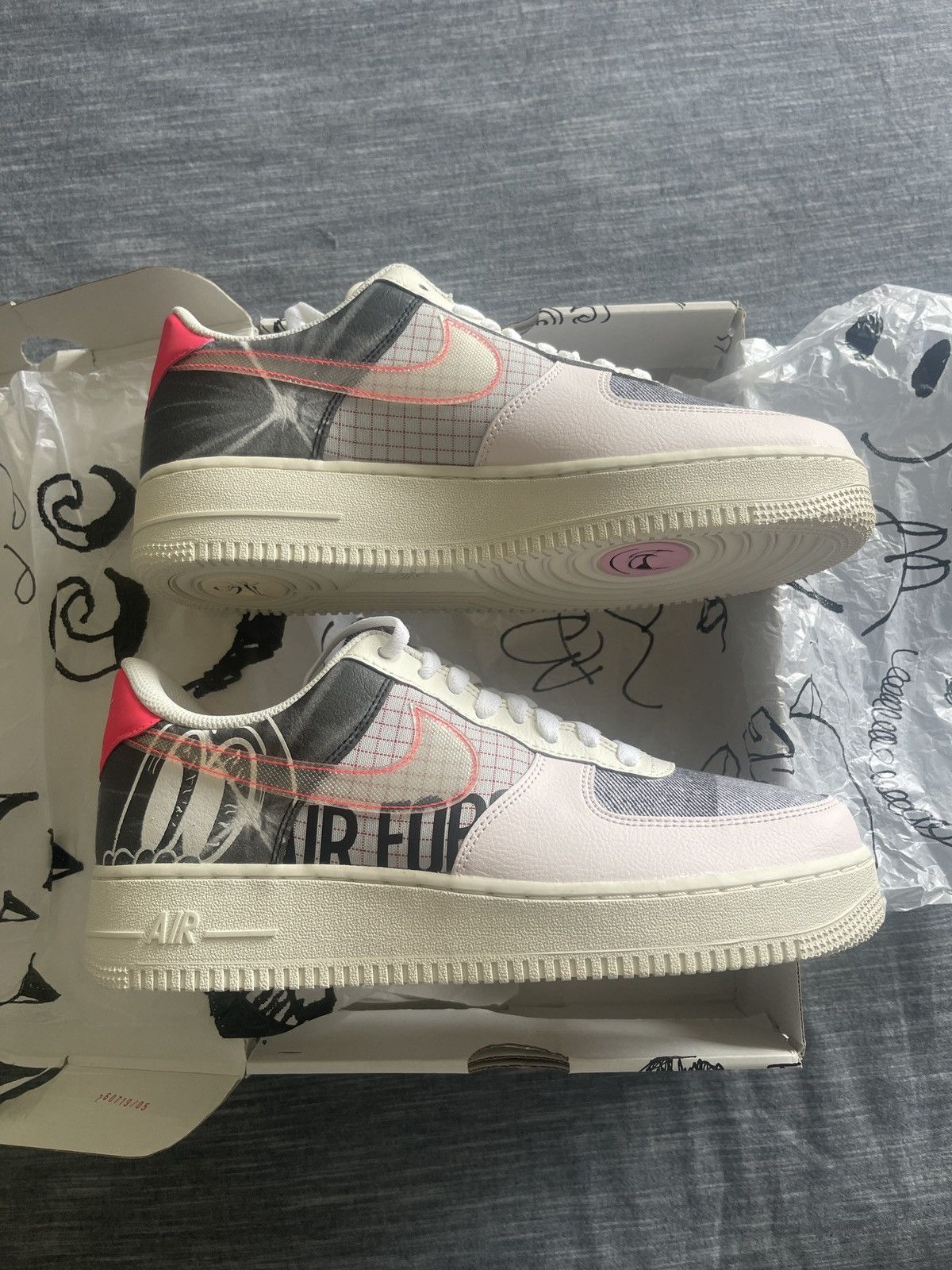 Nike AIR FORCE 1 Light soft pink pure platinum Size US 10 / EU 43 - 2 Thumbnail
