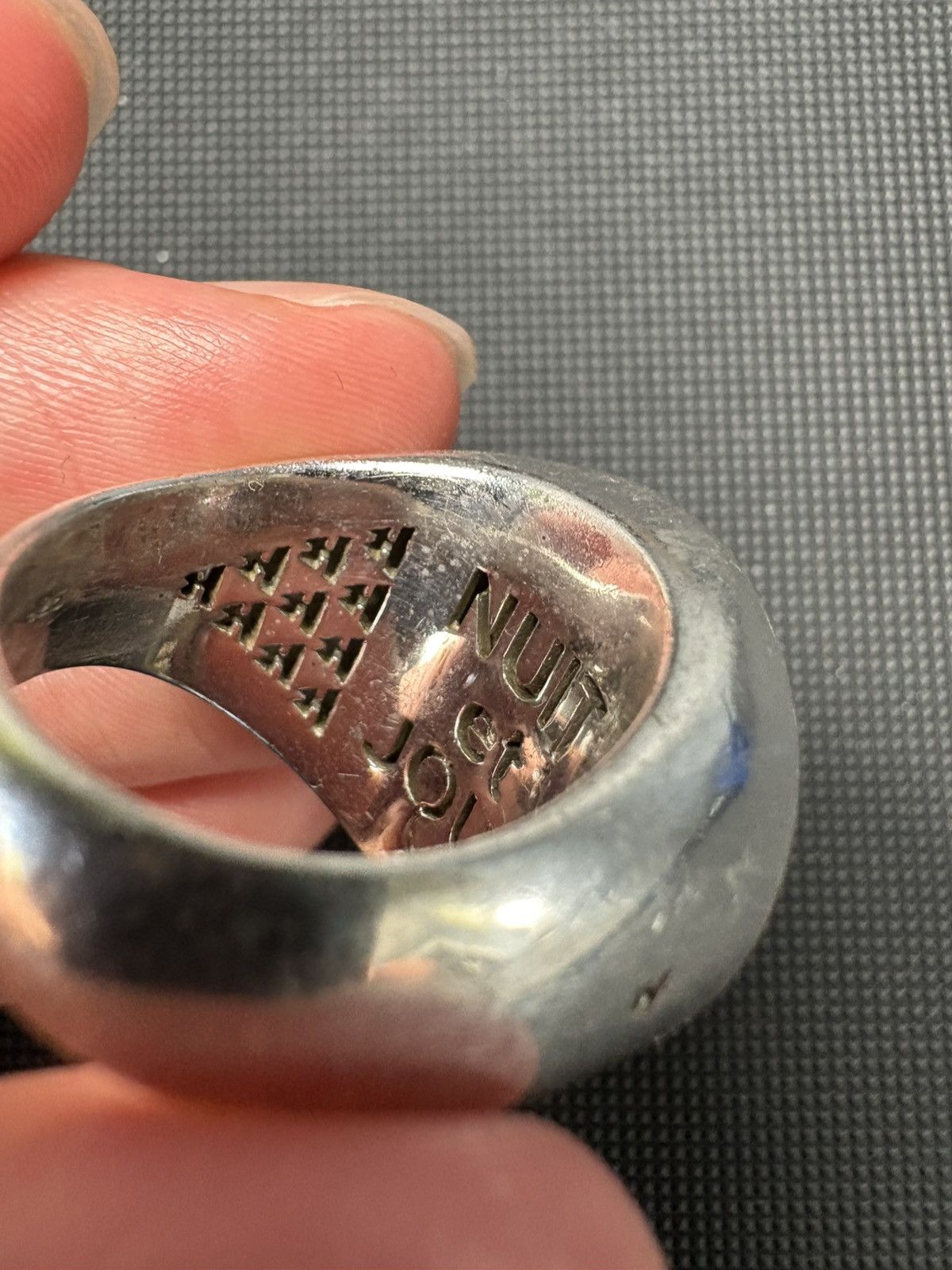 Tom Wood 925 Silver and Black Mother-of-Pearl Ring Size ONE SIZE - 9 Thumbnail