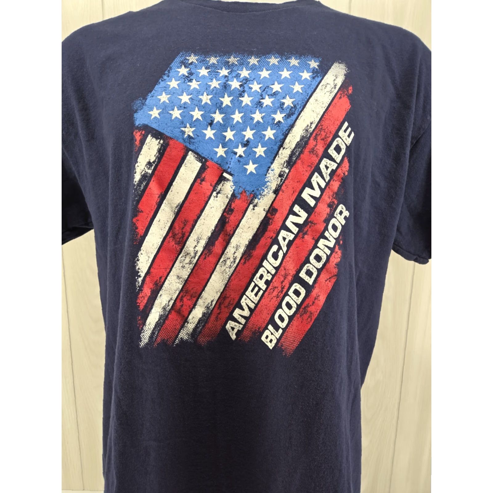 Gildan Lifesouth Blood Donor American Flag Graphic T Shirt XL Blue Size US XL / EU 56 / 4 - 3 Thumbnail