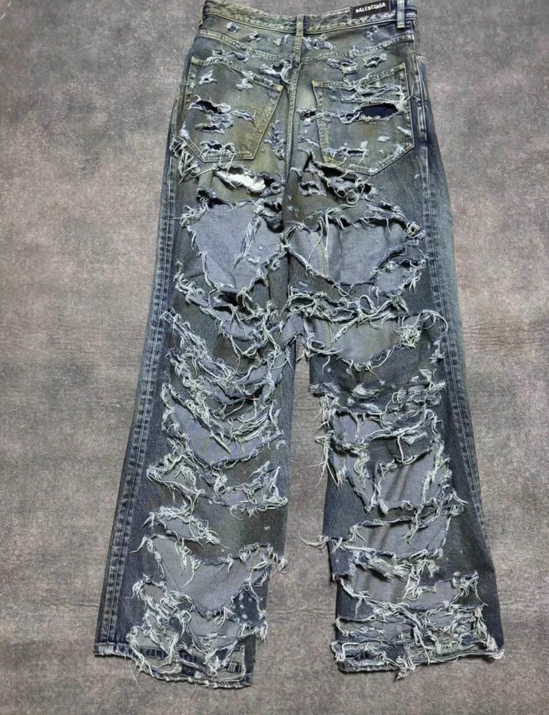 Balenciaga Balenciaga size S Blue Indigo Destroyed Jeans Size US 27 - 1 Thumbnail