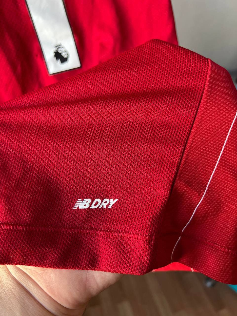 New Balance 2019/20 LIVERPOOL FC #11 M.SALAH HOME SOCCER JERSEY SHIRT L Size US L / EU 52-54 / 3 - 15 Thumbnail