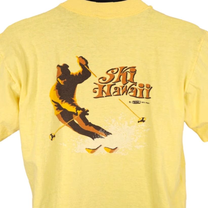 Vintage VINTAGE Crazy Shirts T-Shirt Mens Large Yellow 70s Ski Hawaii Made In USA Size US L / EU 52-54 / 3 - 2 Thumbnail
