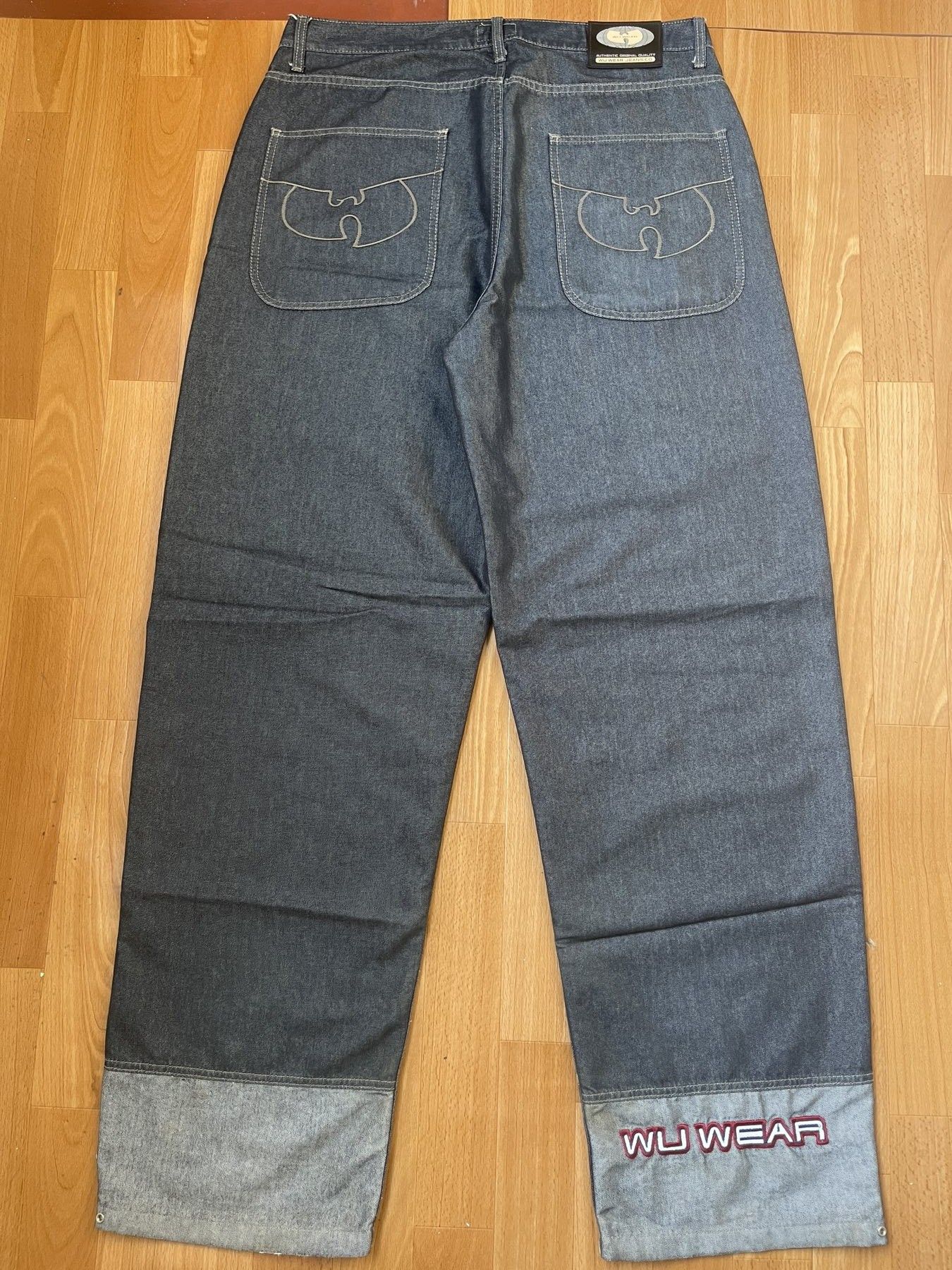 Wu-Tang Clan Wu Wear jeans, shiny gray silver Wu-Tang Clan, 90s baggy 34 Size US 34 / EU 50 - 12 Thumbnail