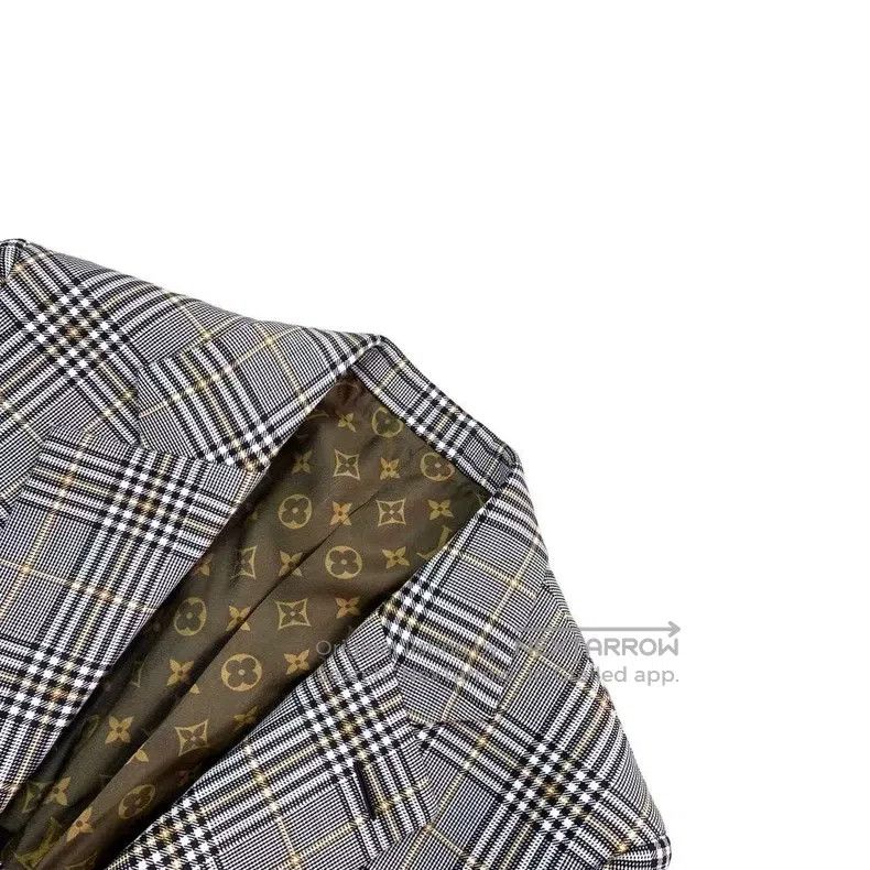 Louis Vuitton Louis Vuitton Presbyopic paneled brooch plaid blazer Size XS / US 0-2 / IT 36-38 - 3 Thumbnail