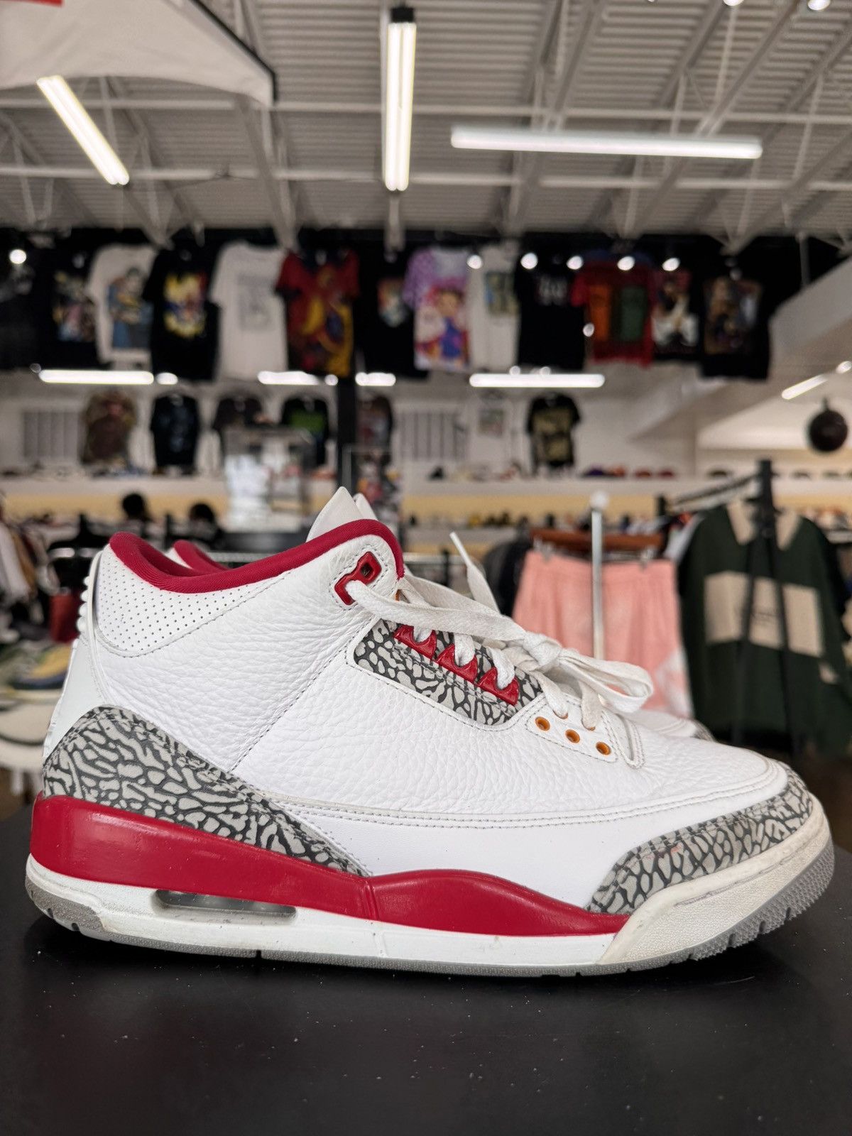 Jordan Brand Air Jordan 3 Cardinal Red Size 10 (2022) Size US 10 / EU 43 - 6 Thumbnail